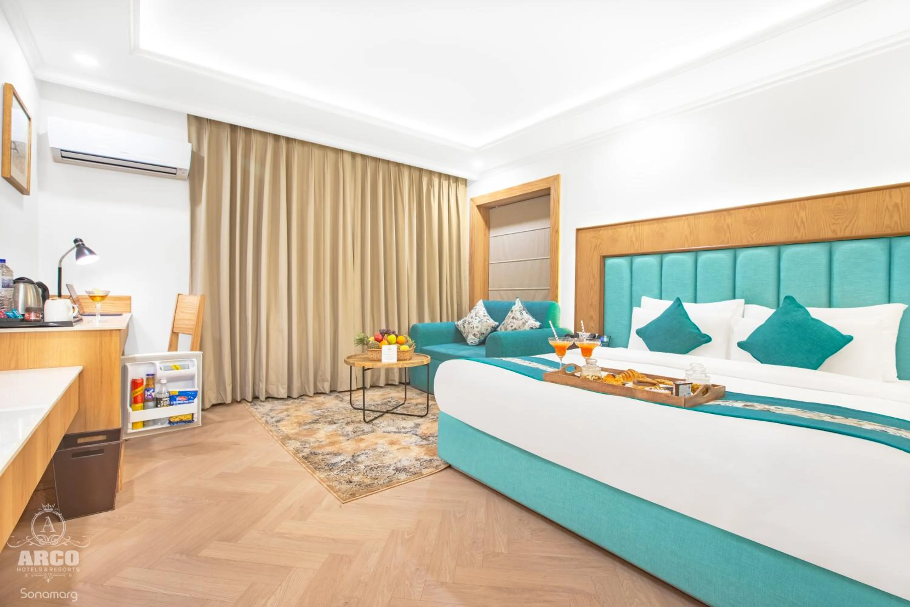 Bed in Arco Hotels & Resorts sonamarg