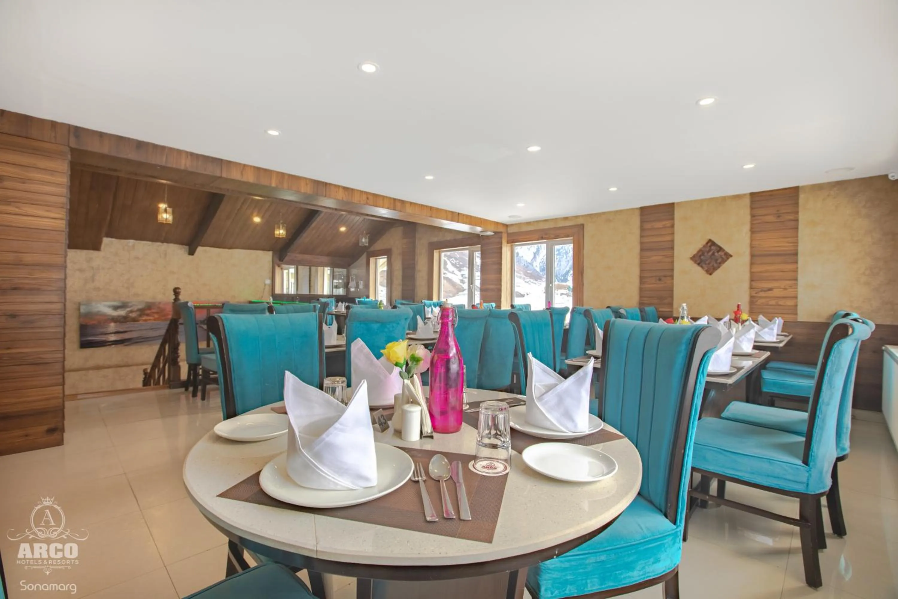 Restaurant/places to eat in Arco Hotels & Resorts sonamarg