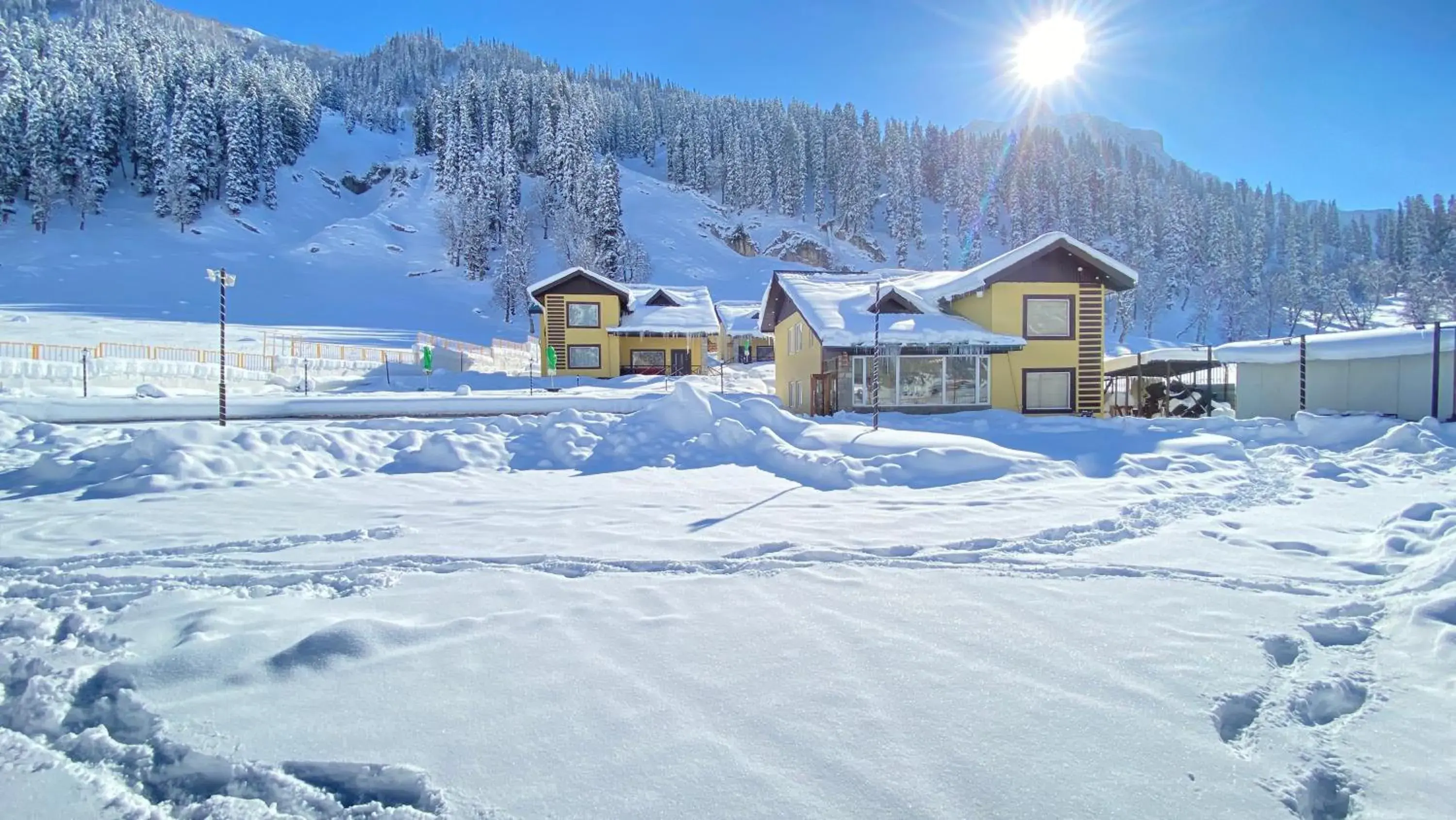 Facade/entrance in Arco Hotels & Resorts sonamarg Facade/entrance in Arco Hotels & Resorts sonamarg