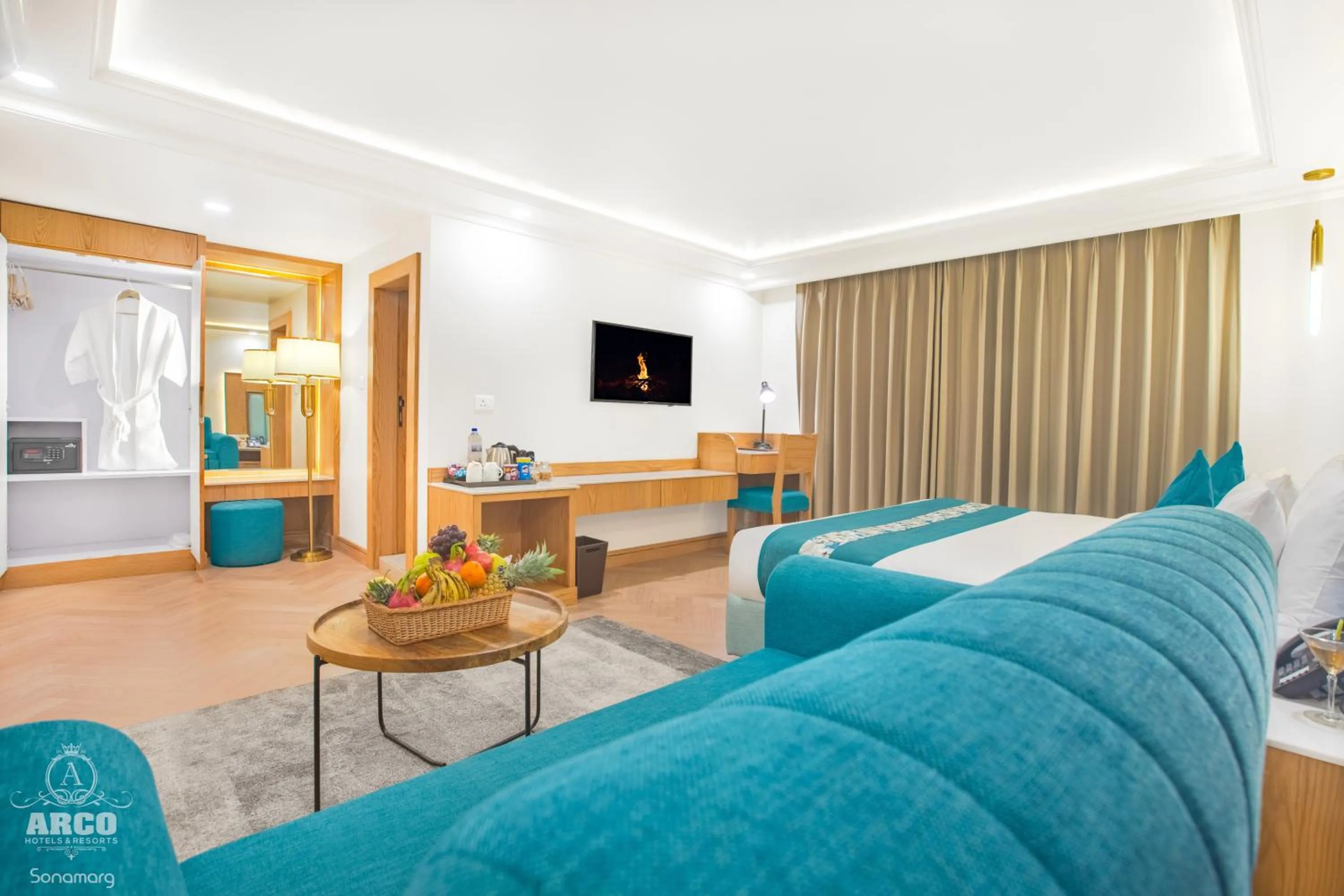 wardrobe in Arco Hotels & Resorts sonamarg