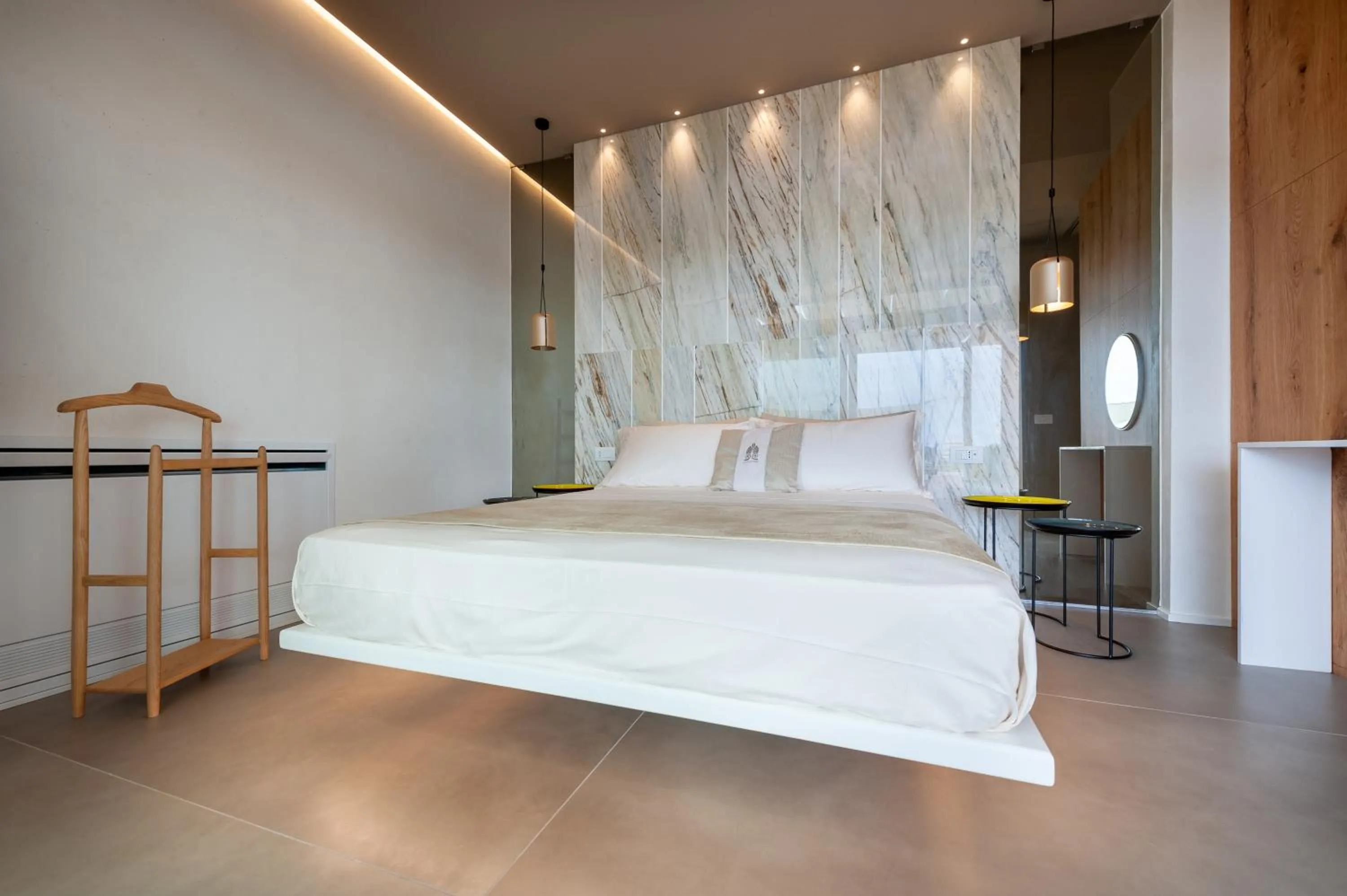 Bed in Donnarumma Hotel