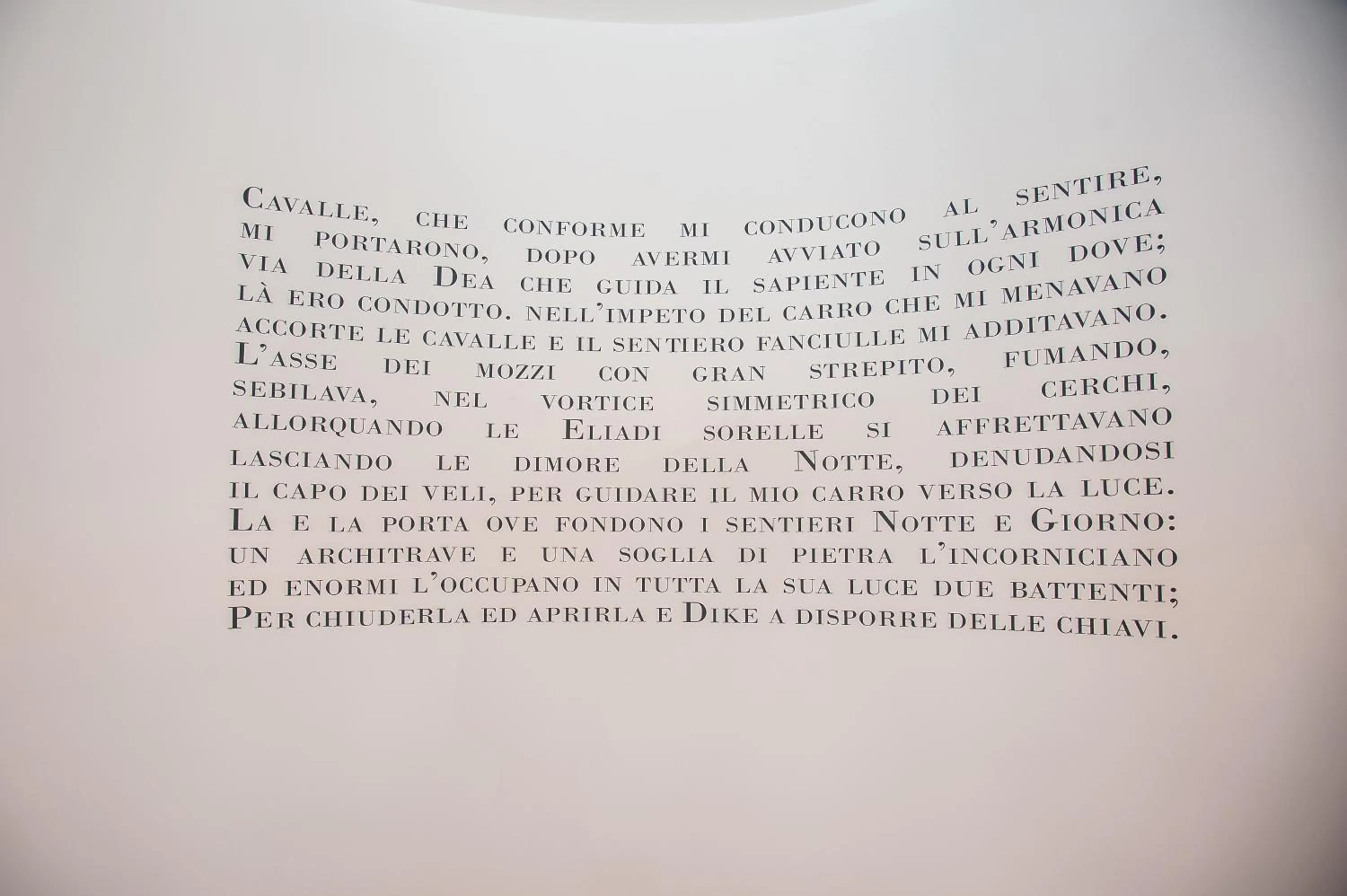 Text overlay in Donnarumma Hotel