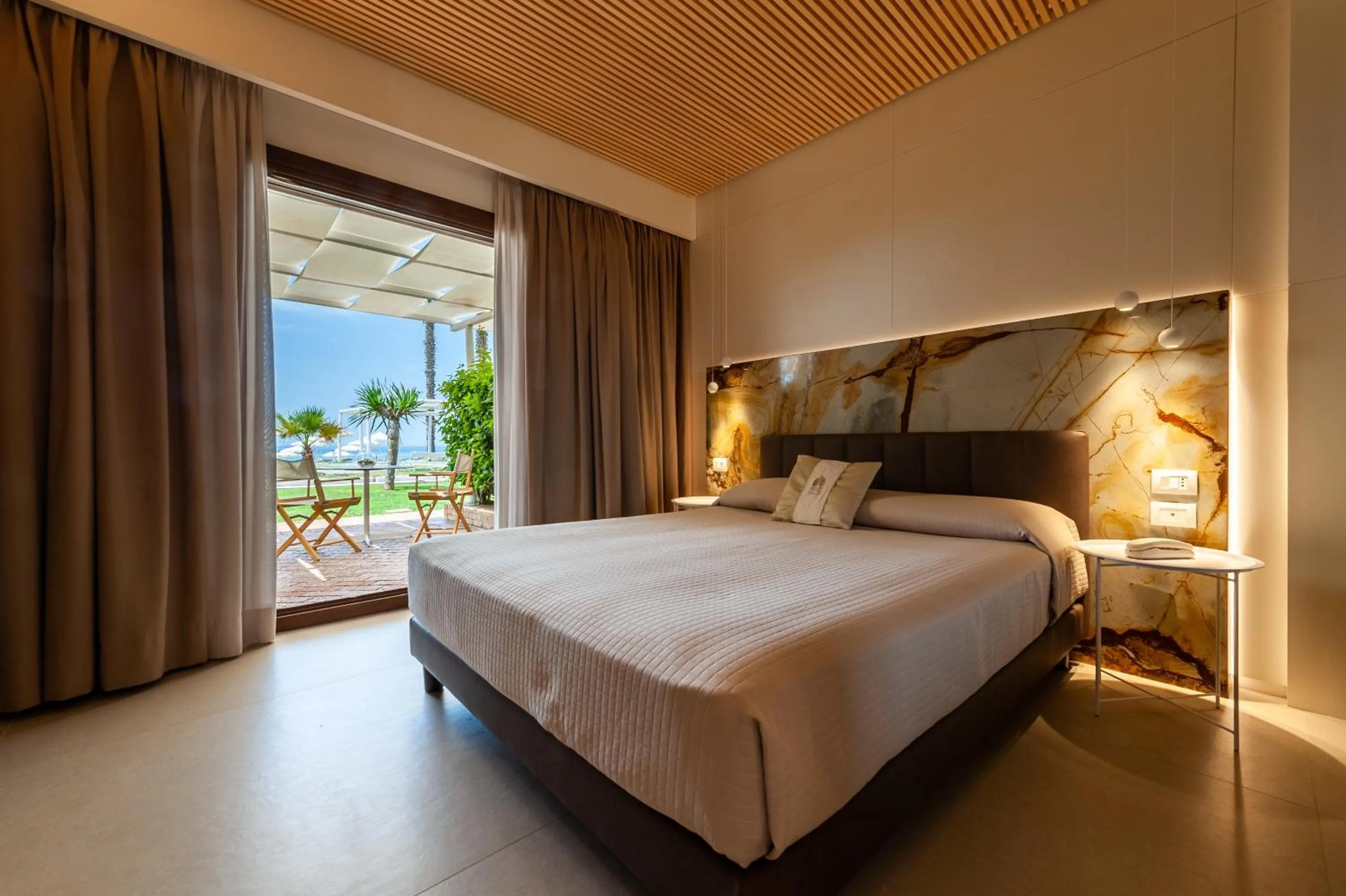 Bed in Donnarumma Hotel