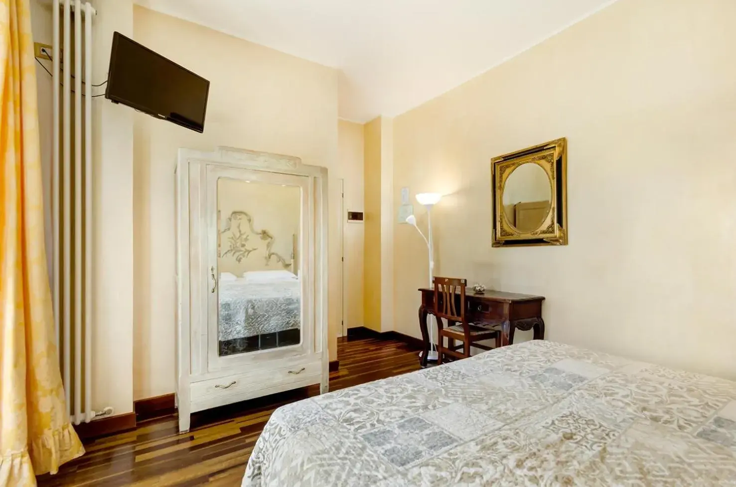 Bedroom, Bed in Hotel Original Bedroom, Bed in Hotel Original