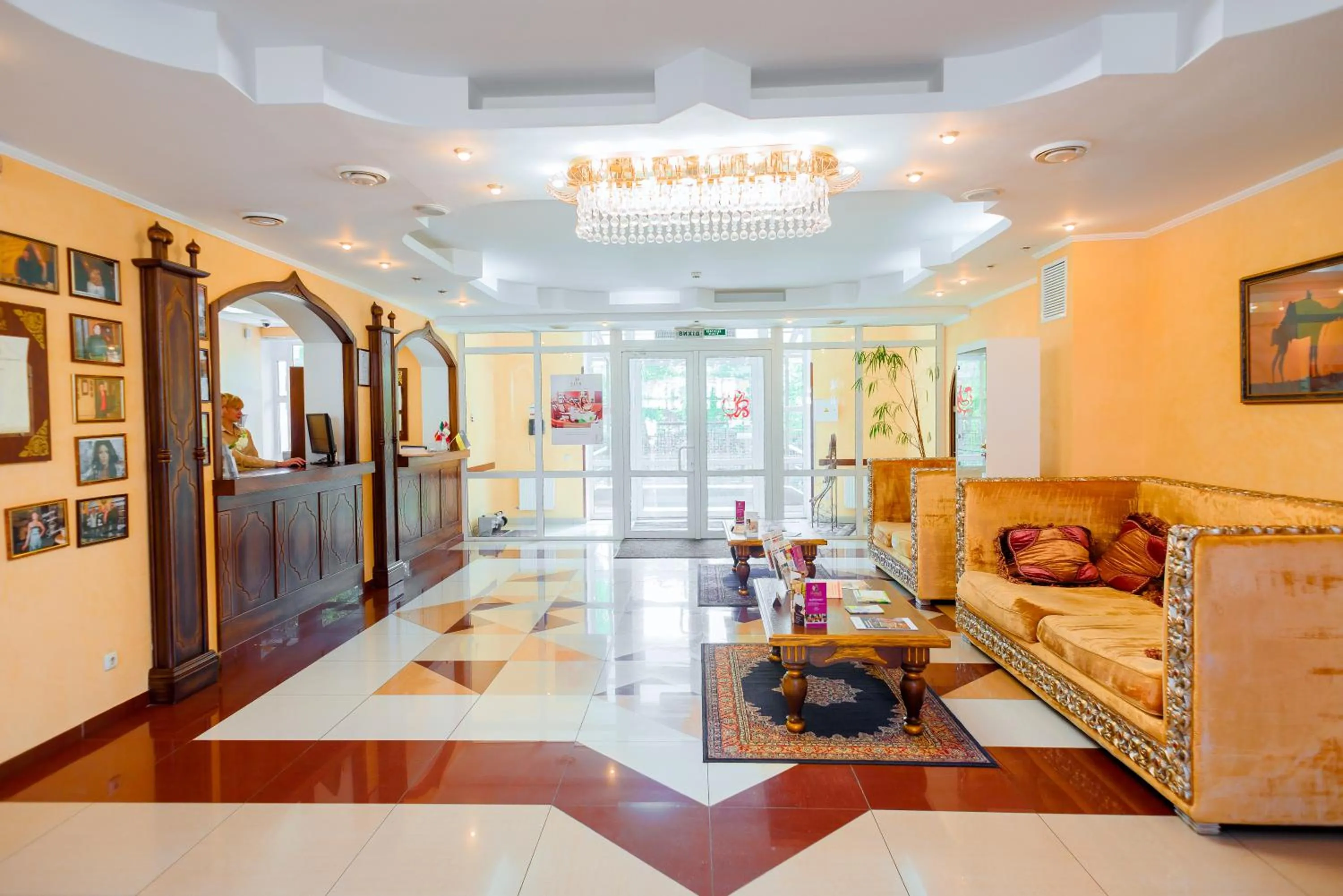 Premier Hotel Shafran