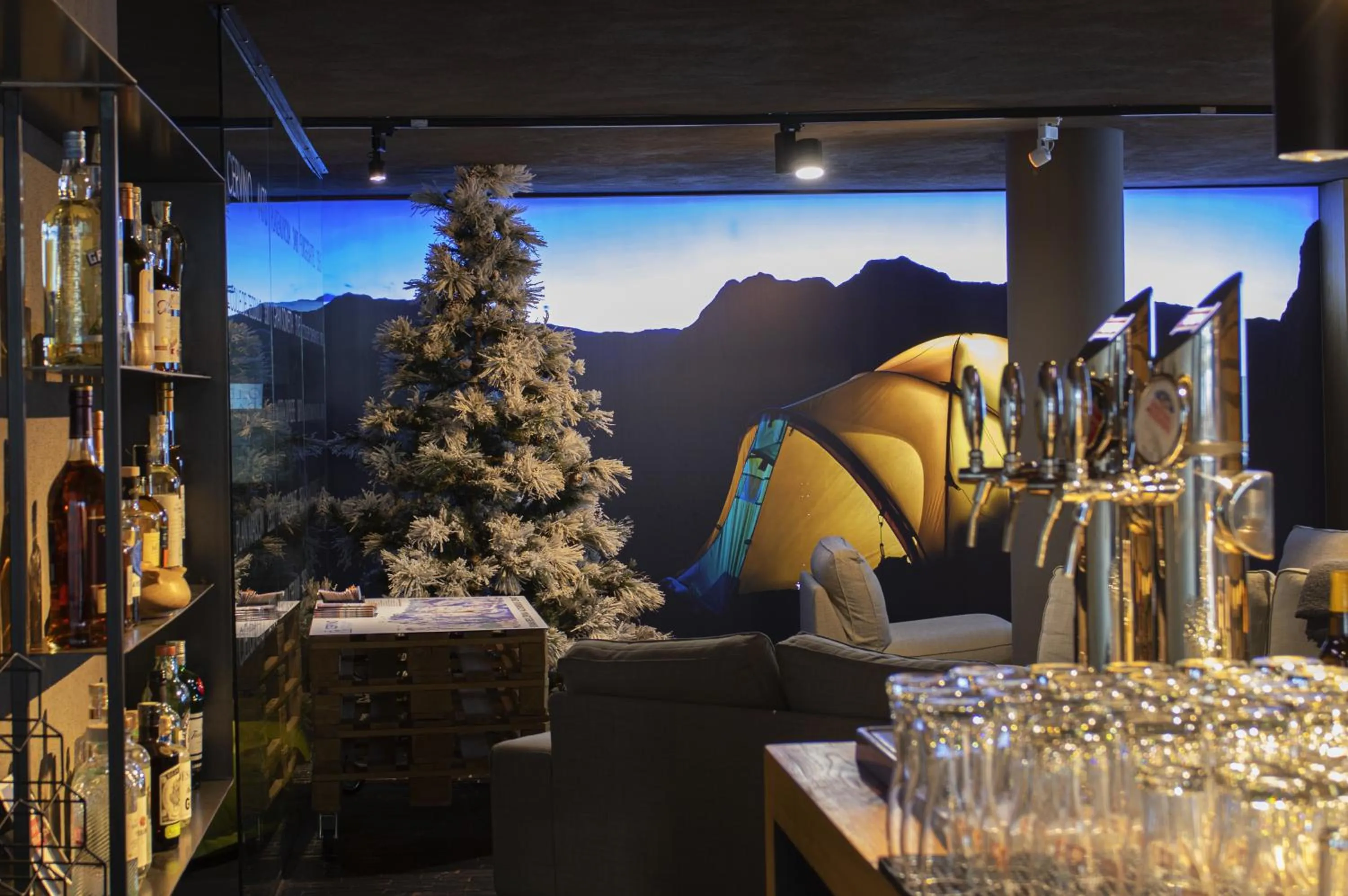 Restaurant/places to eat in BASE CAMP alpine apartments