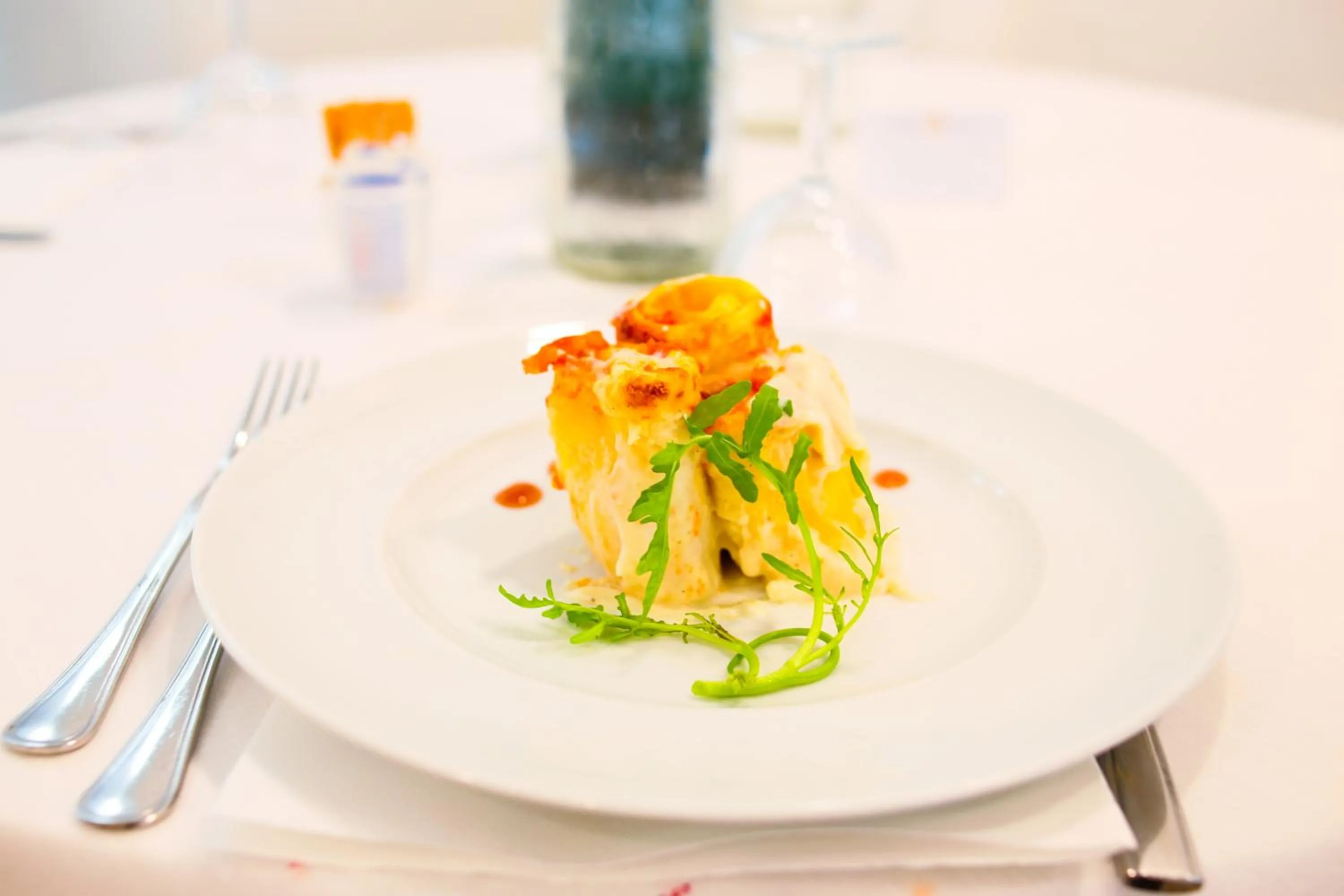 Restaurant/places to eat in Hotel Falco