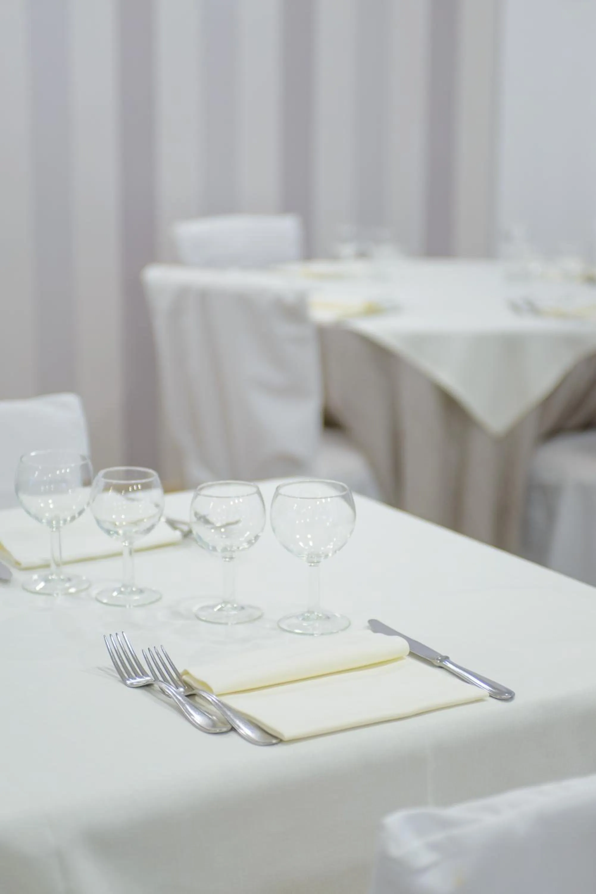 Restaurant/places to eat in Hotel Falco