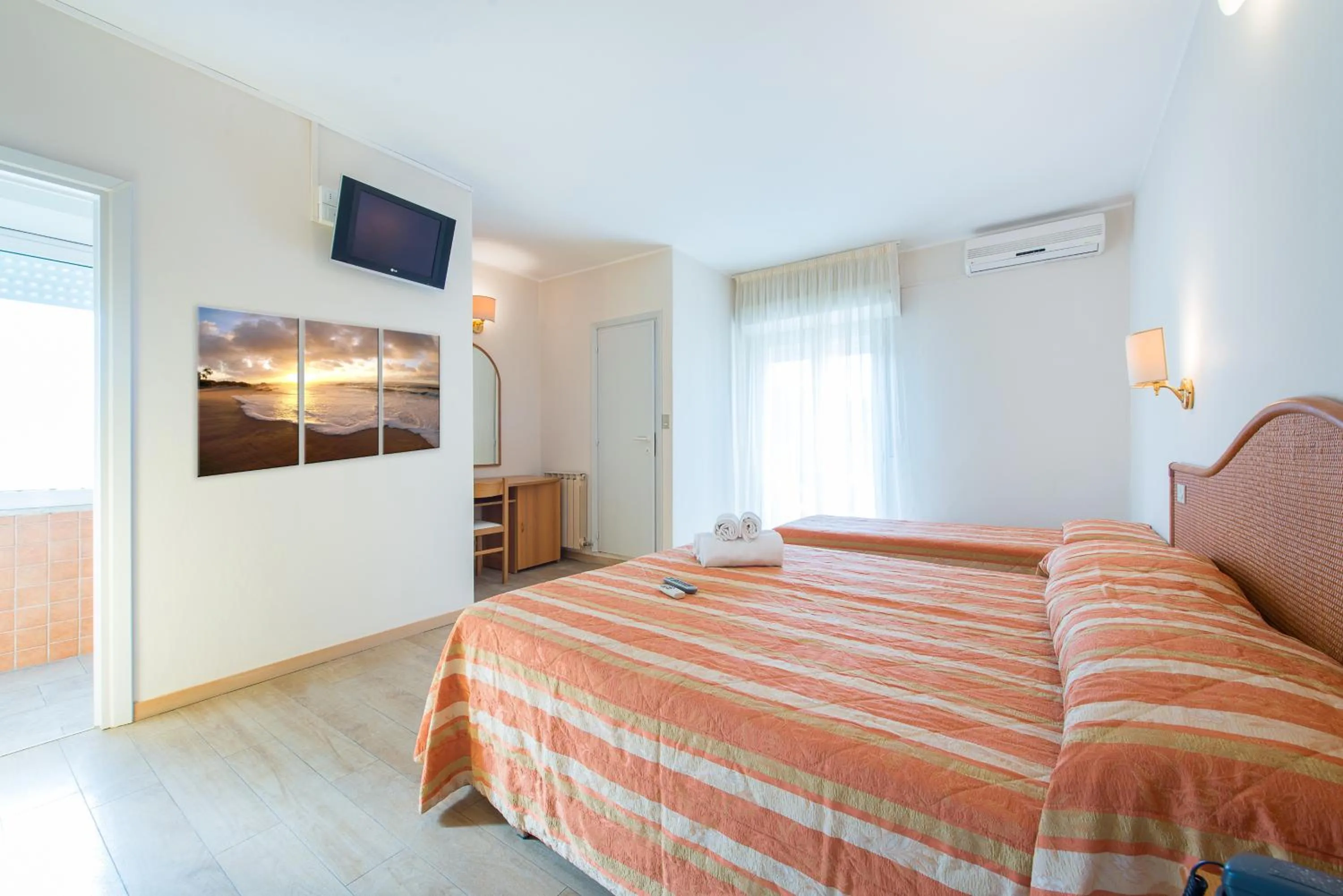 Bedroom, Bed in Hotel Falco