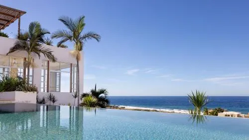 Topia Retreat - Surf Suite Sur