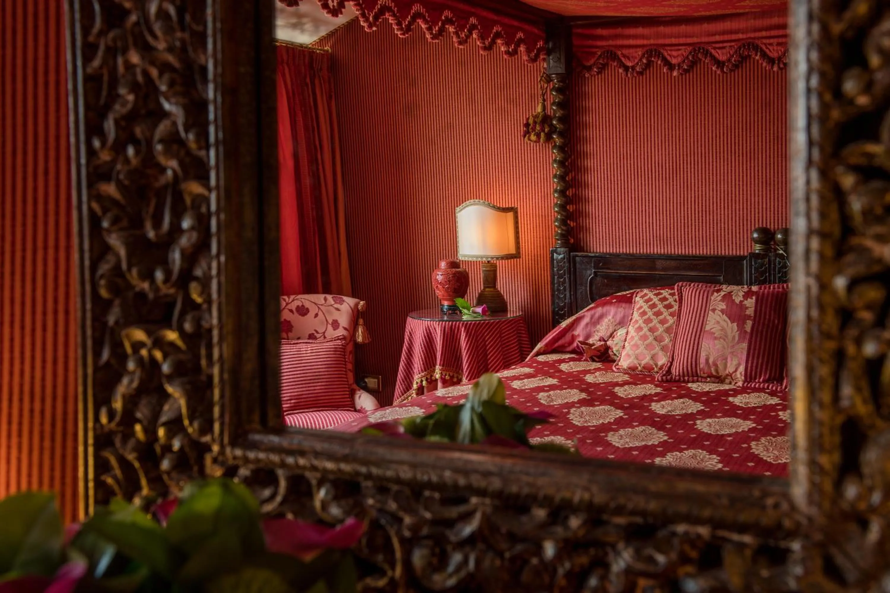 Bed in Hotel Metropole Venezia