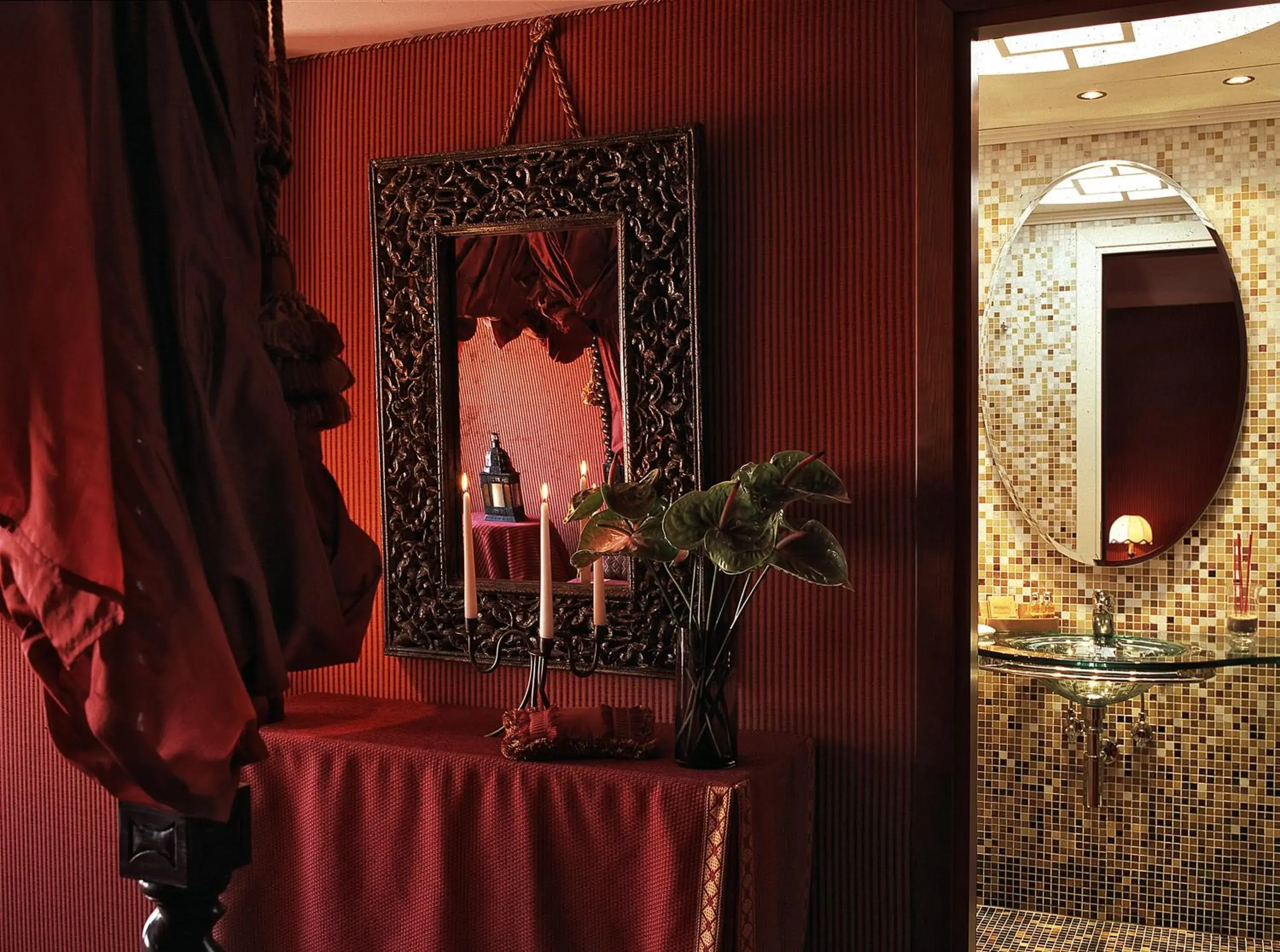 Photo of the whole room in Hotel Metropole Venezia Photo of the whole room in Hotel Metropole Venezia