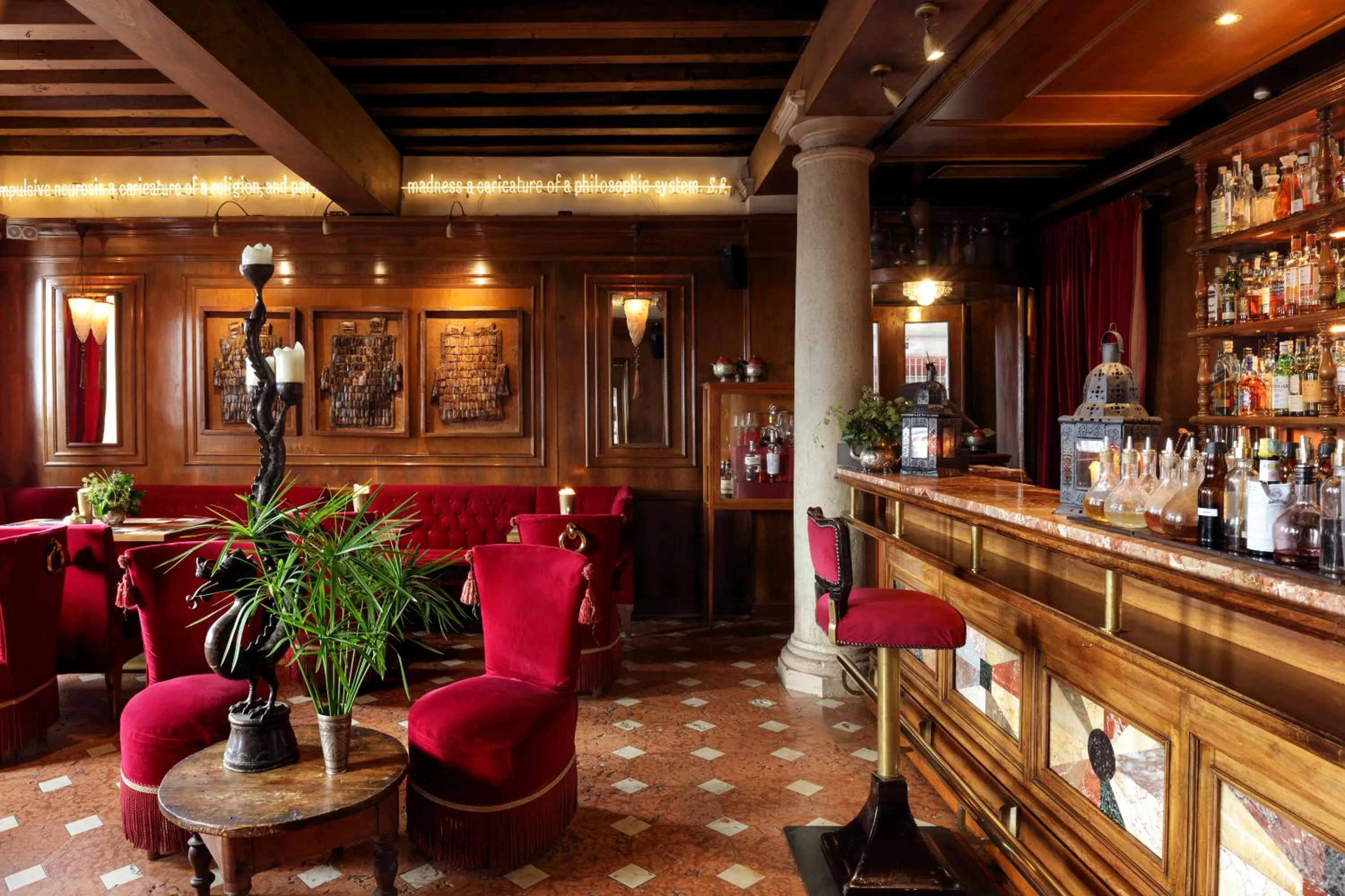 Lounge or bar in Hotel Metropole Venezia