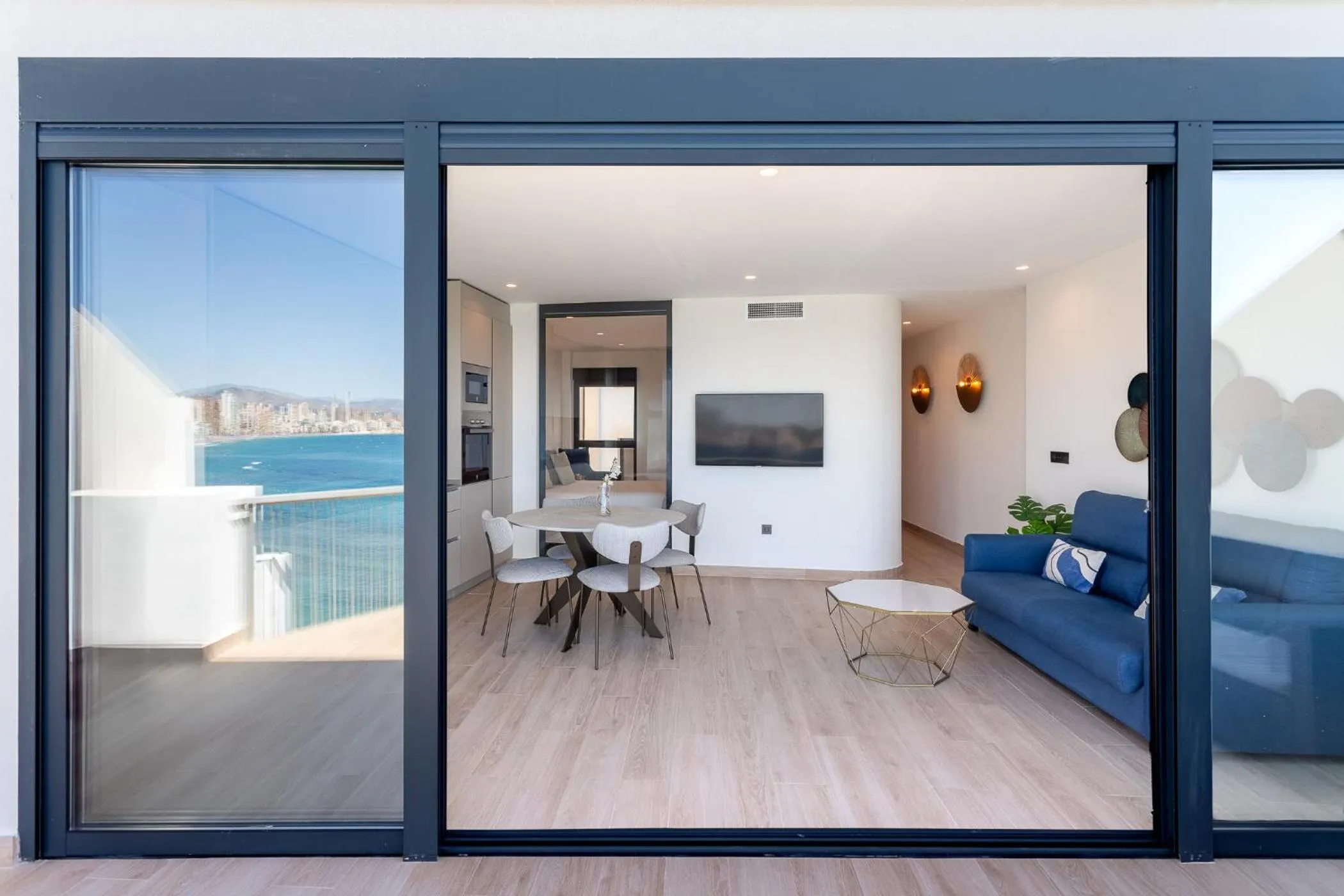 Balcony/Terrace in ARENAL SUITES BENIDORM
