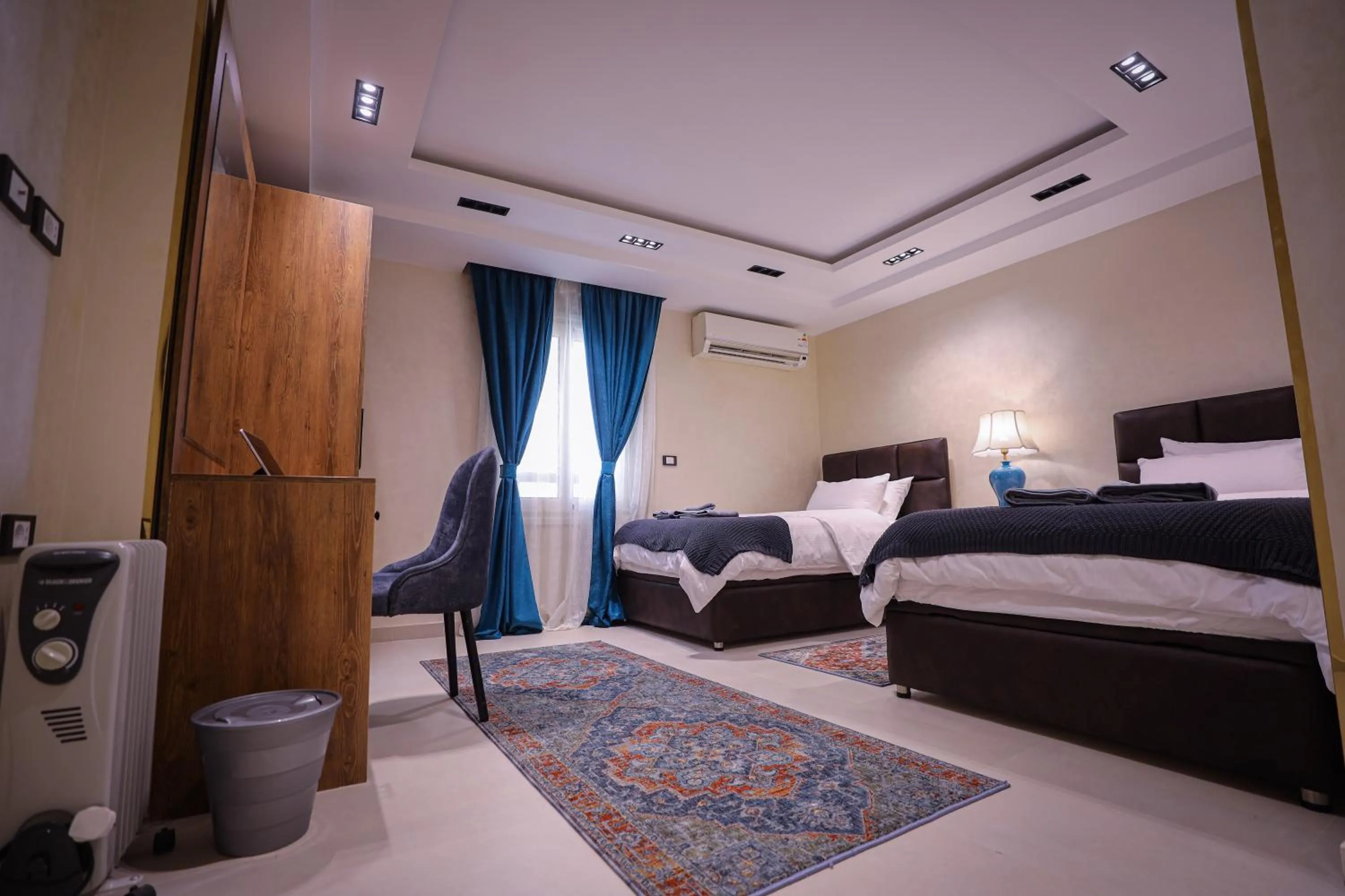 Bedroom, Bed in ArabElite