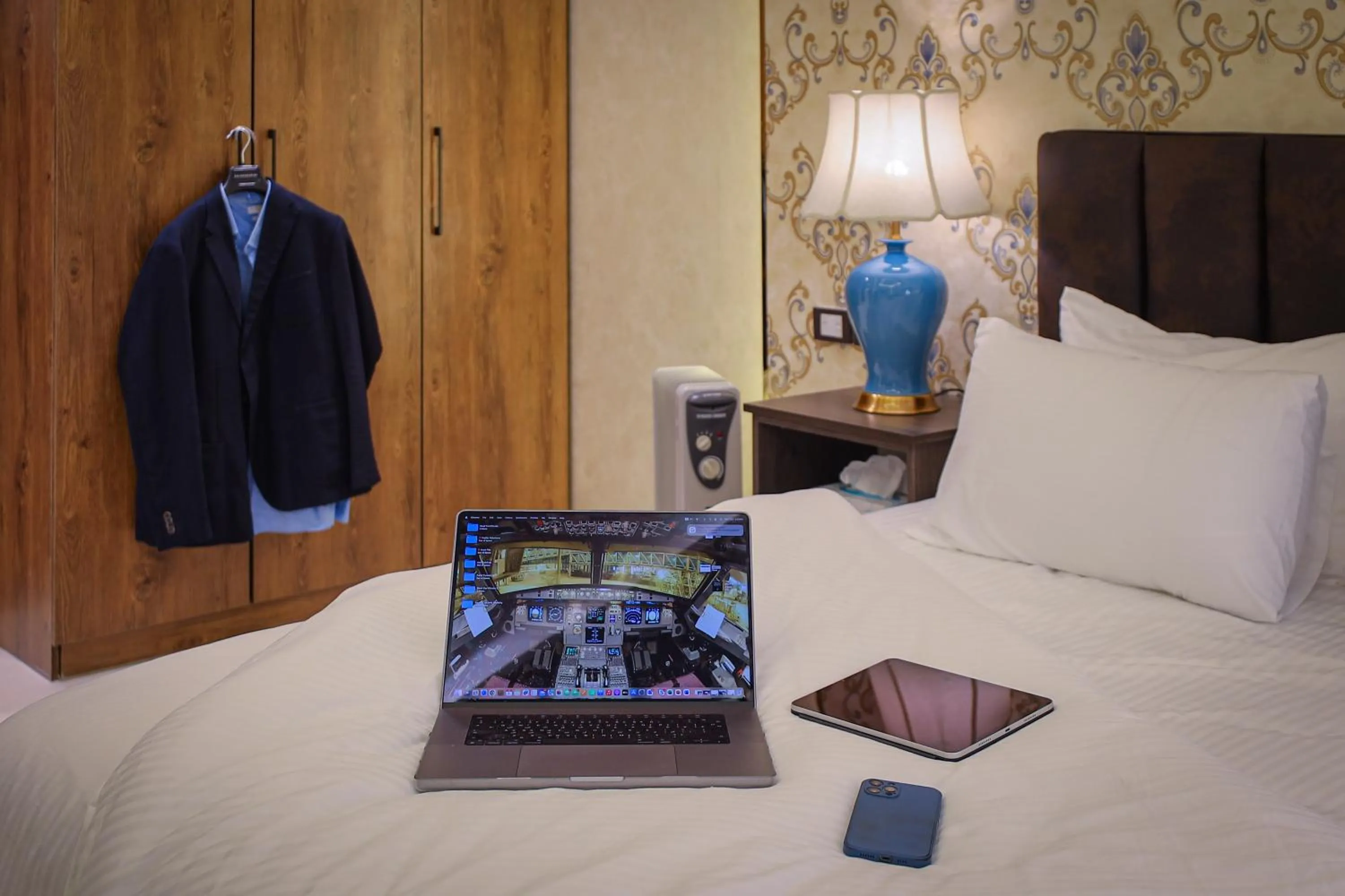 Bedroom, Bed in ArabElite