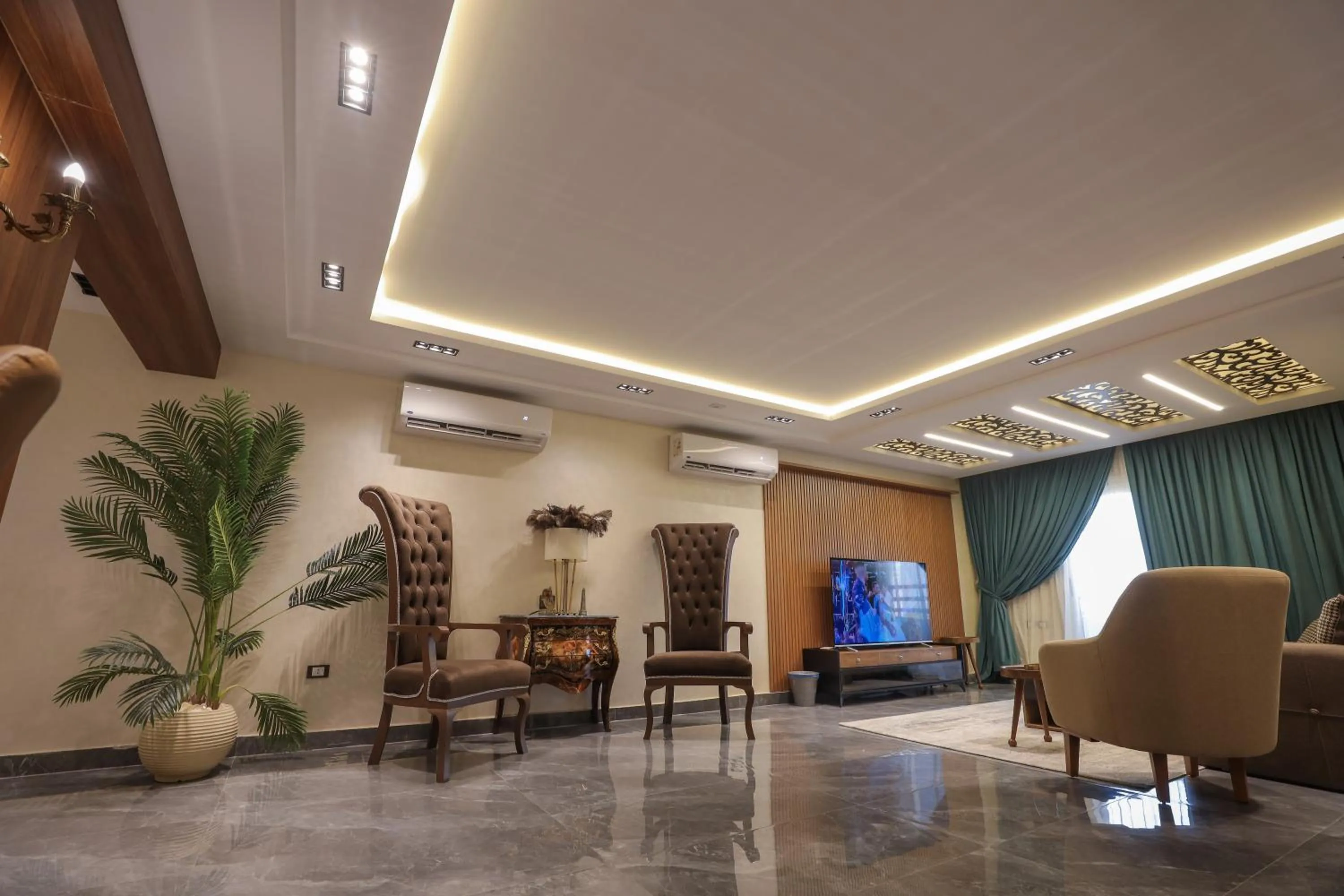 TV and multimedia in ArabElite