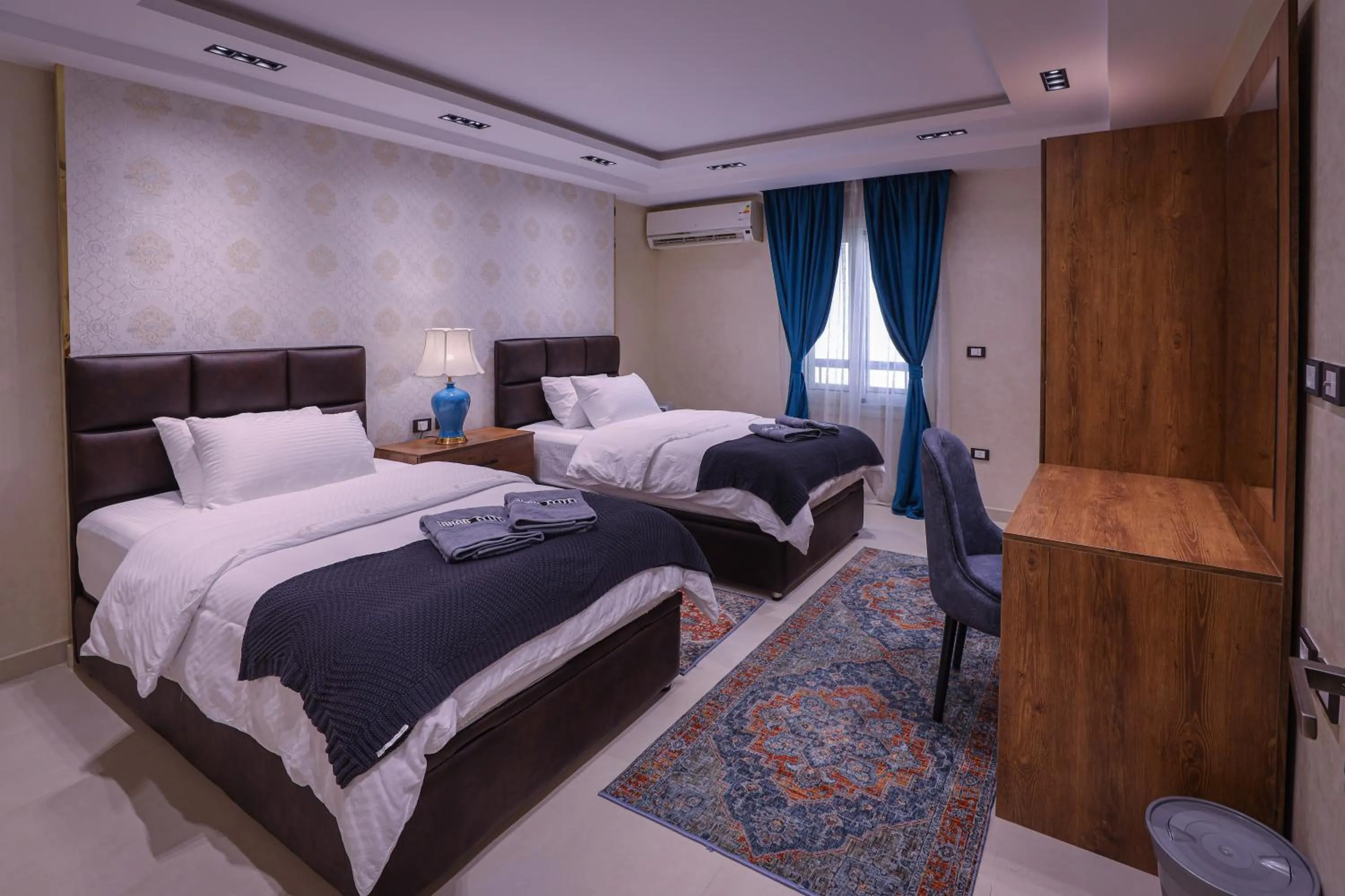 Bedroom, Bed in ArabElite