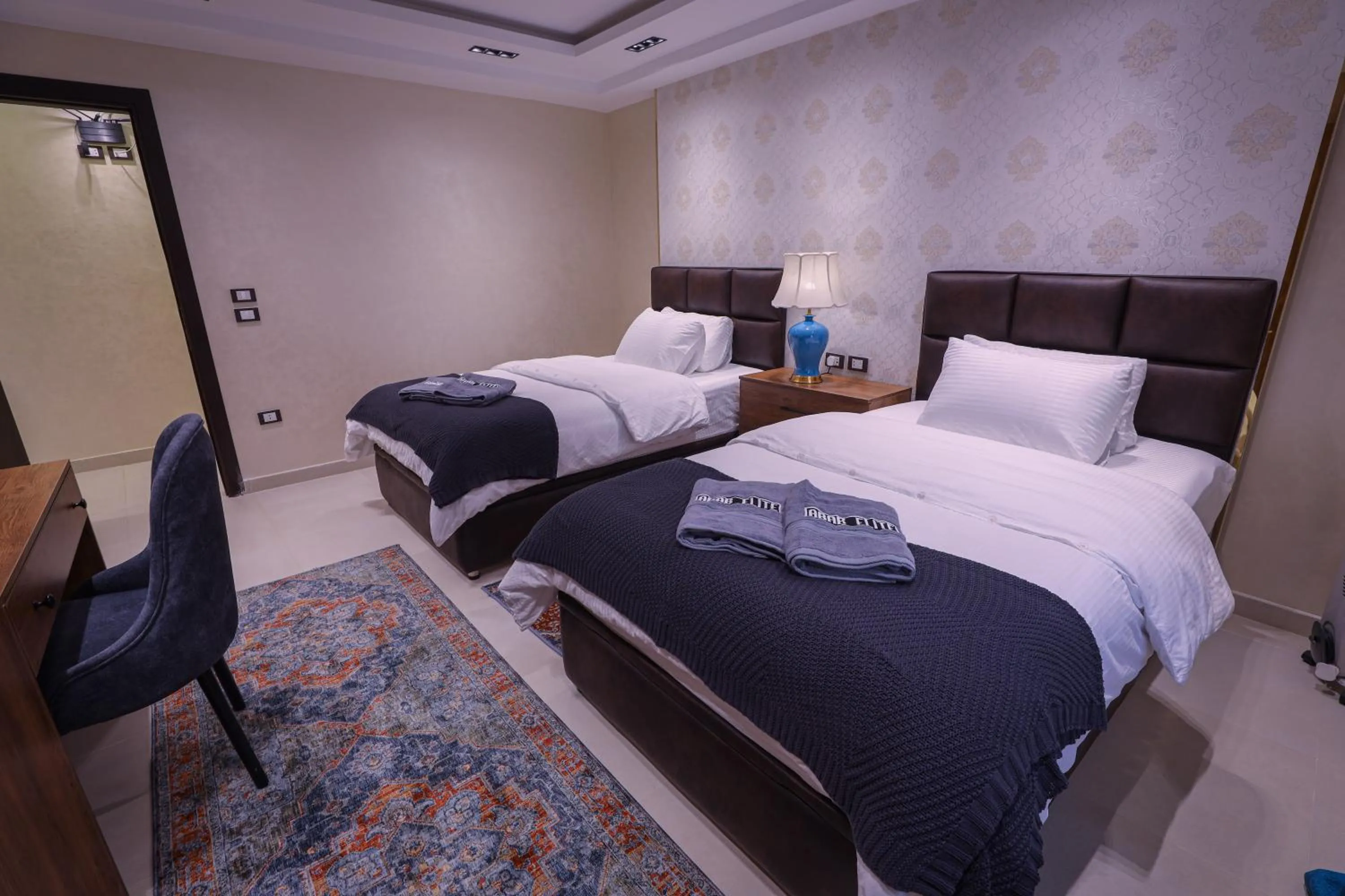 Bedroom, Bed in ArabElite