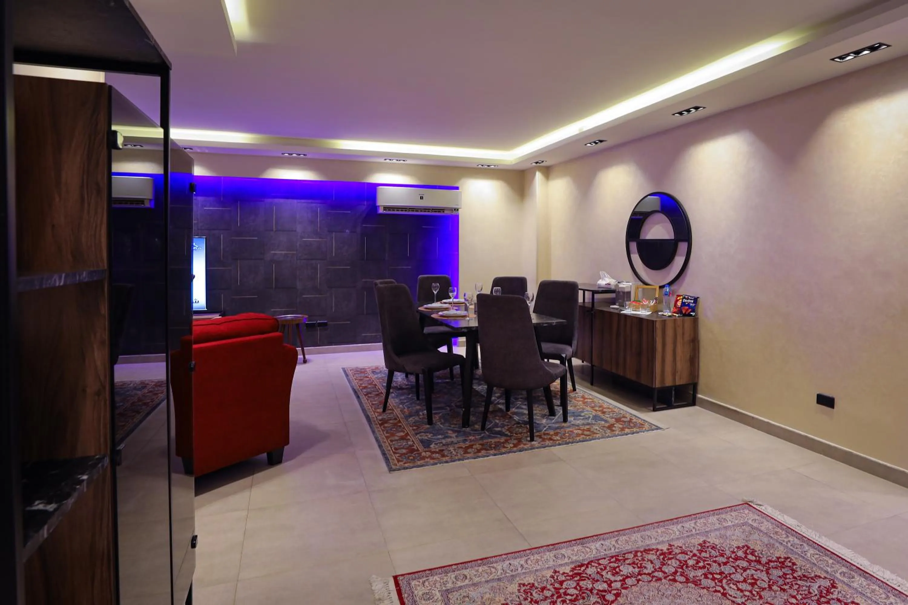 Dining area in ArabElite