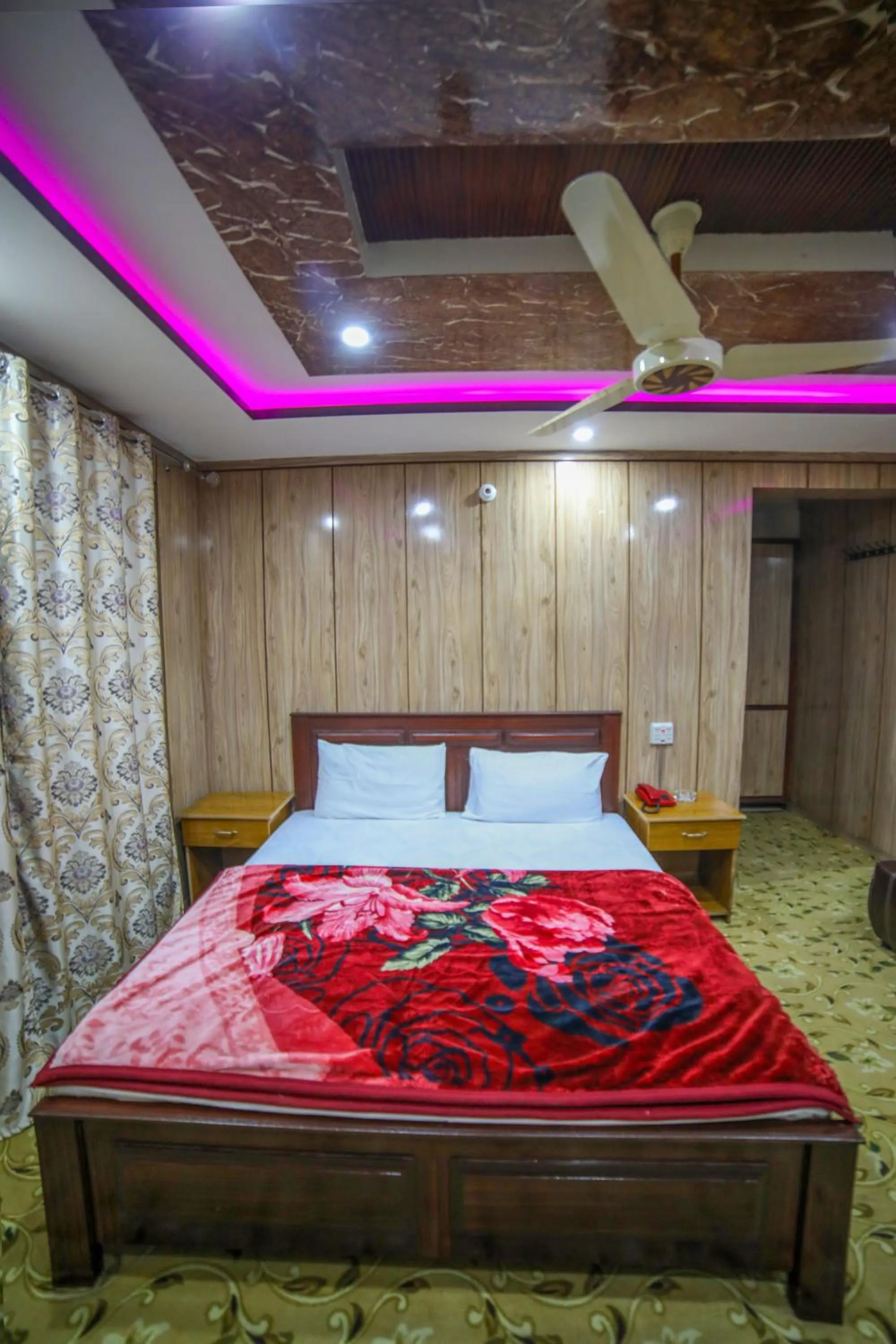 Bed in Skardu View Point Hotel