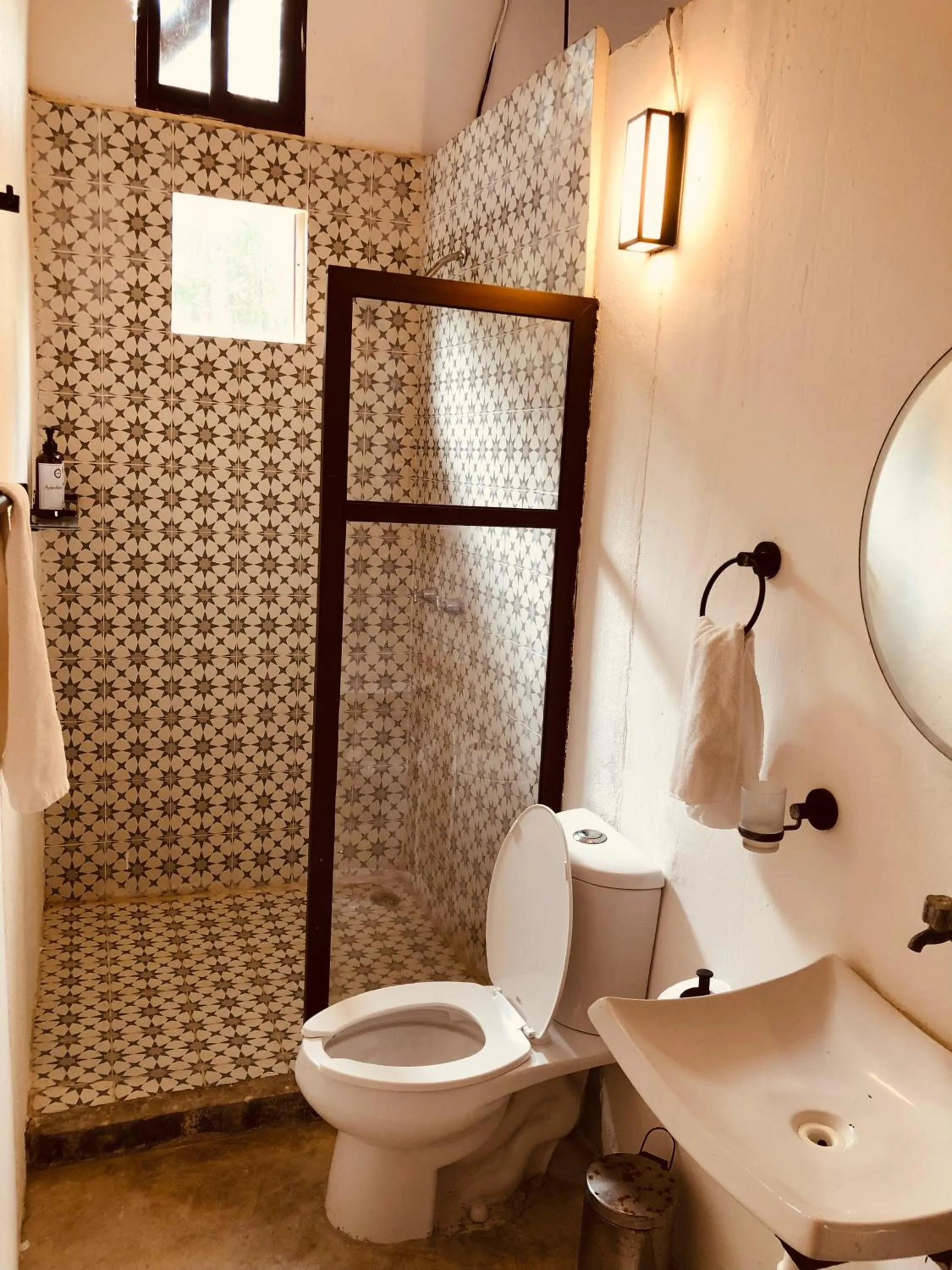 Shower in Cabañas Tulum - Aldea Mangle & Cenote