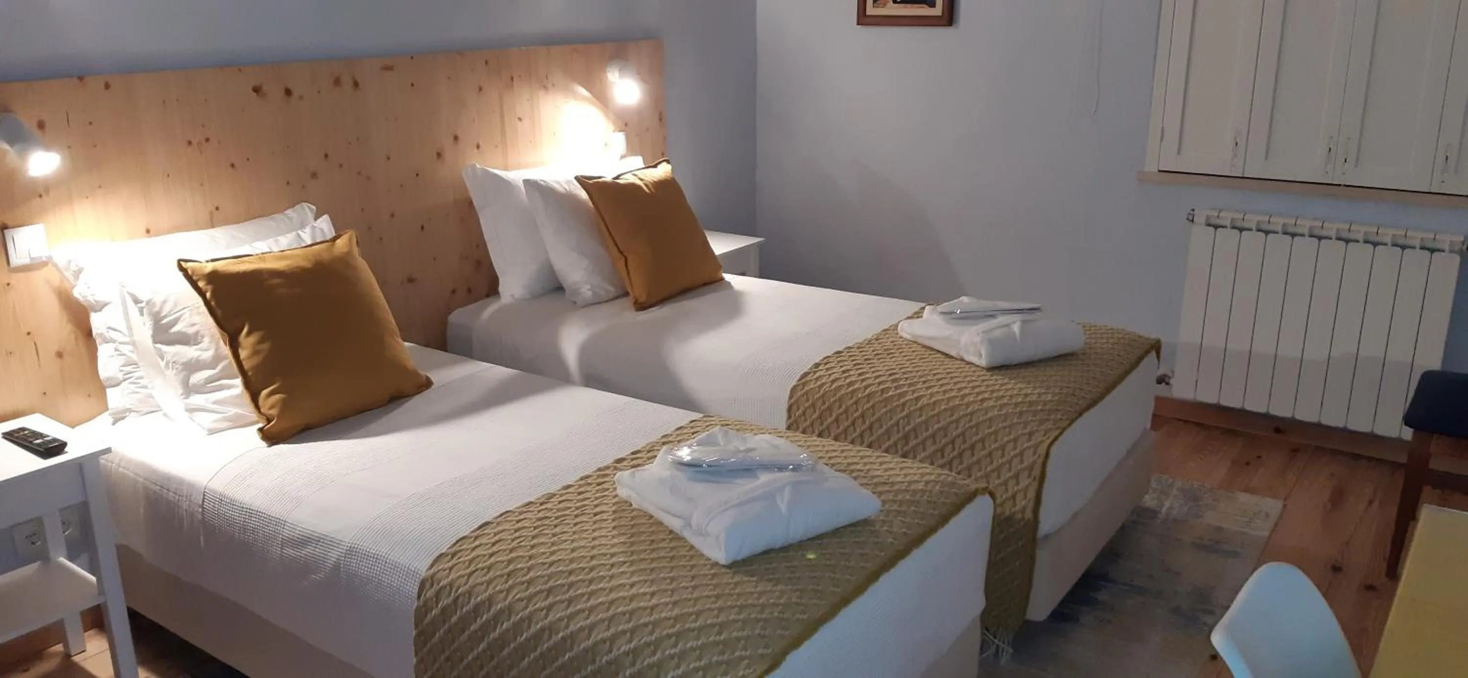 Bedroom in ApraHouseLoule Guesthouse