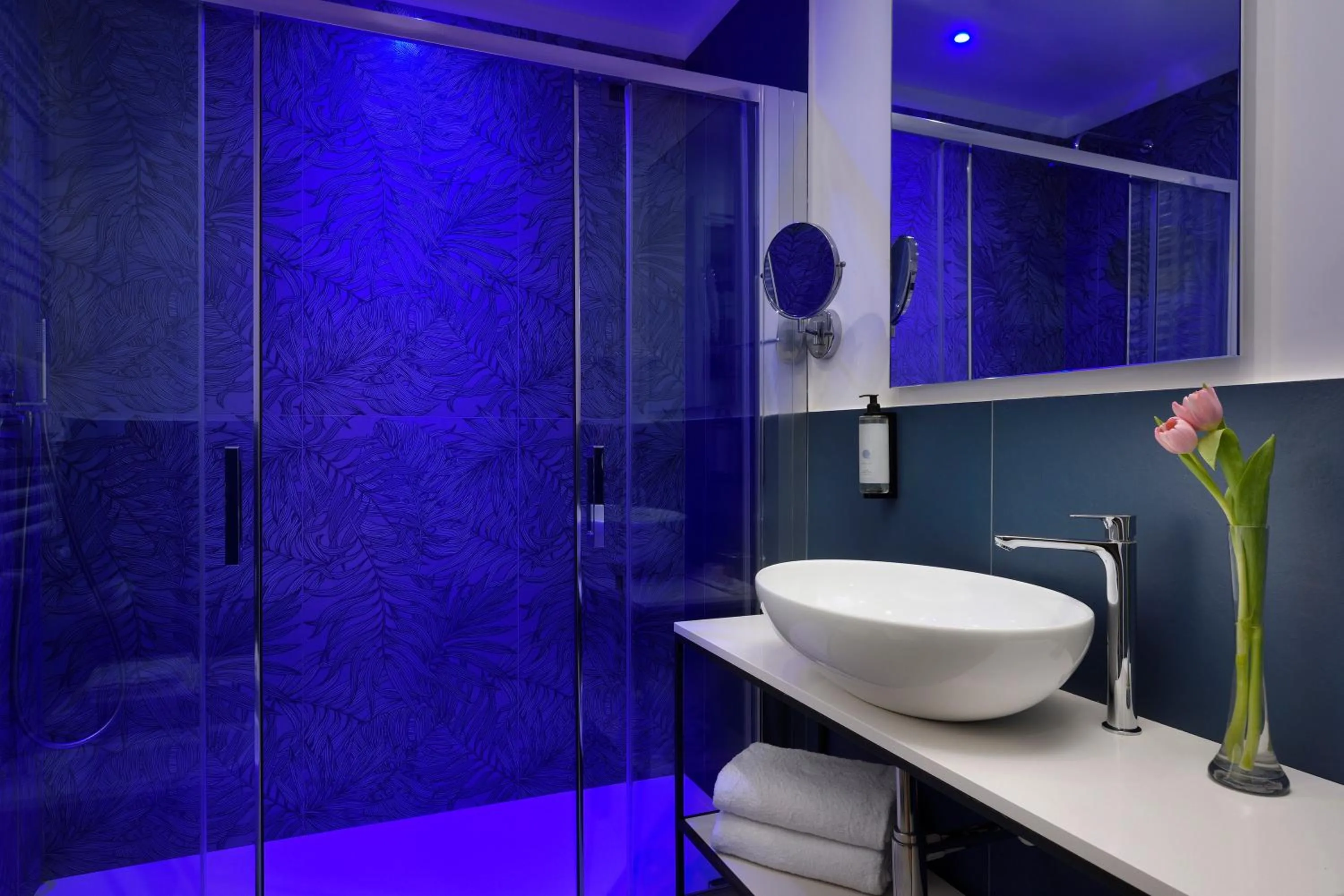 Shower in Hotel Patria