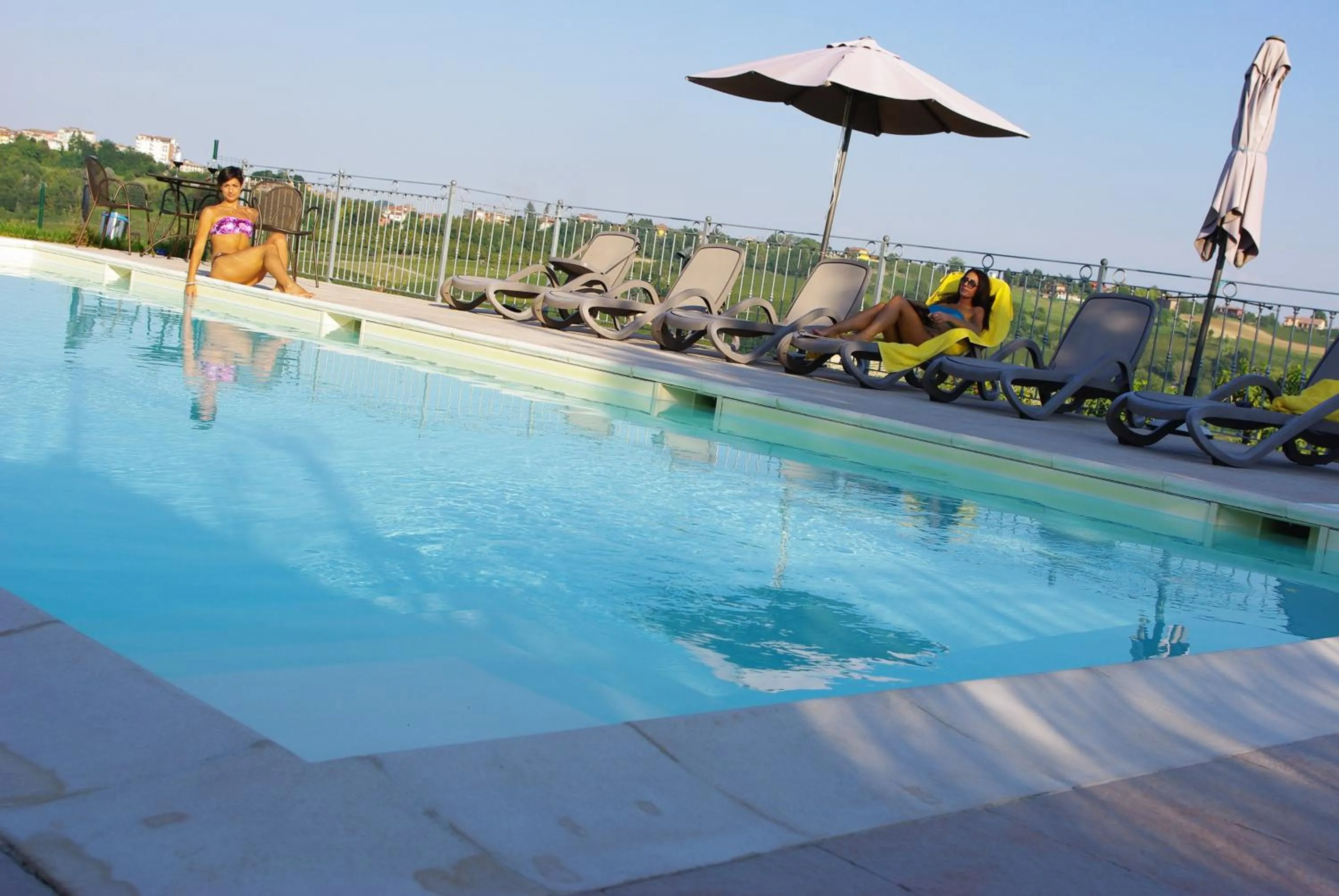 Swimming pool in NaturalMente Wine Resort