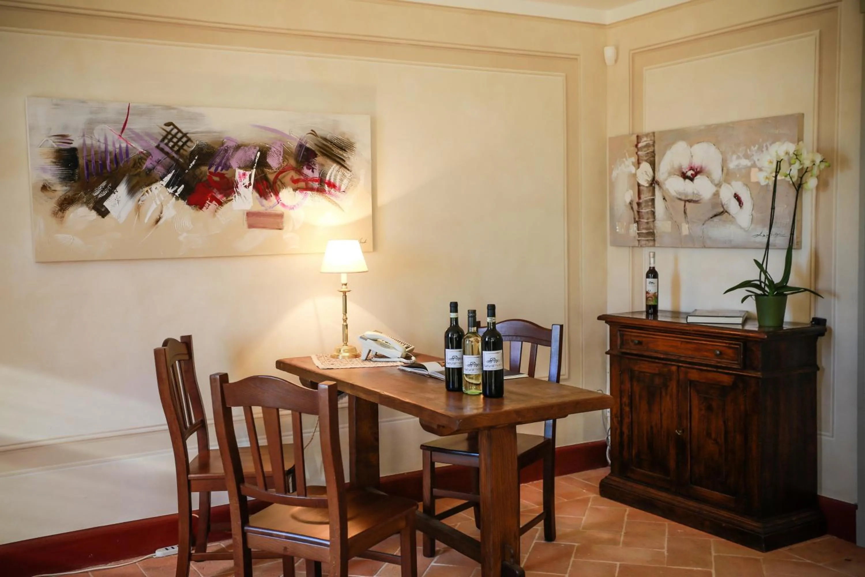 Lobby or reception in NaturalMente Wine Resort
