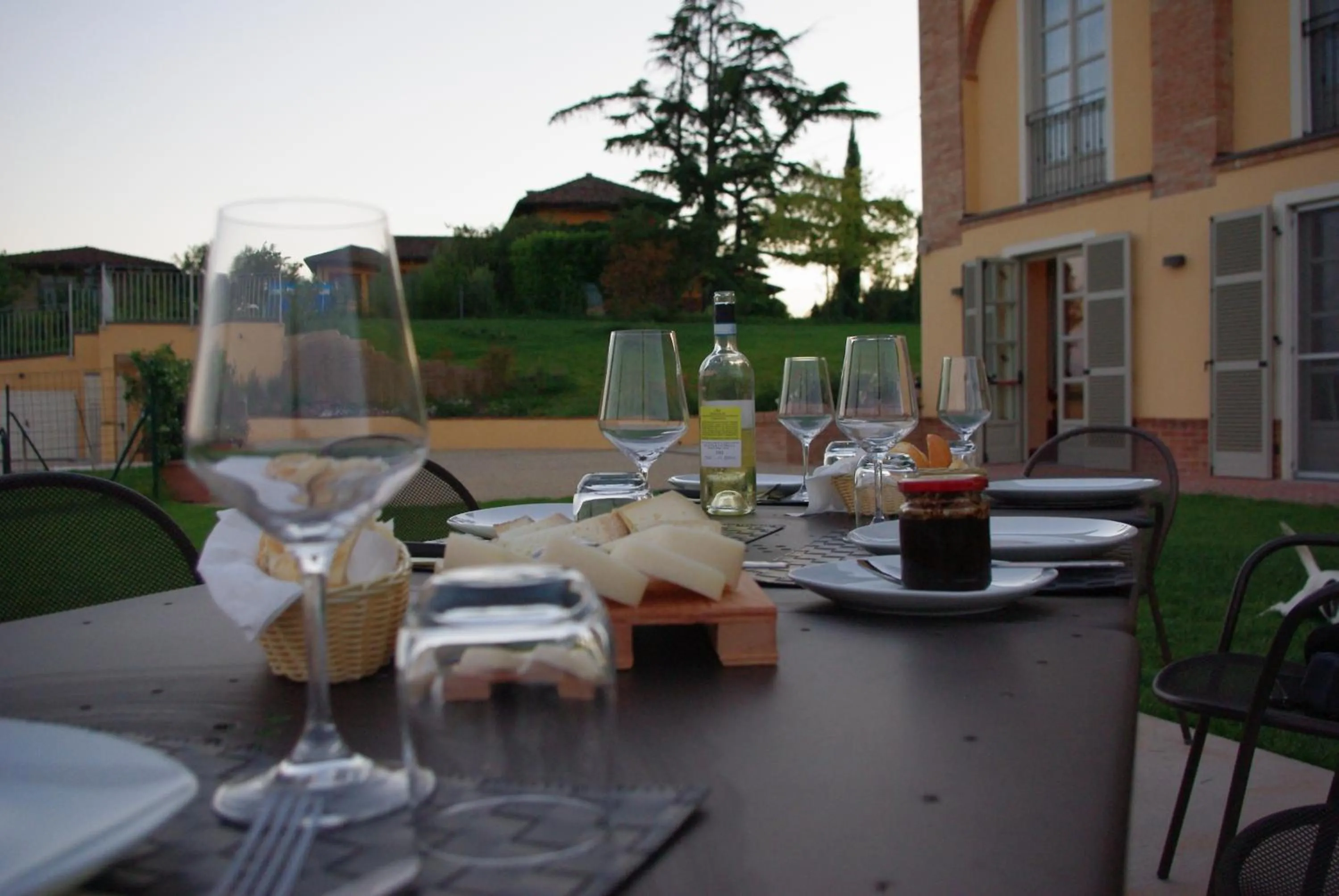 Restaurant/places to eat in NaturalMente Wine Resort