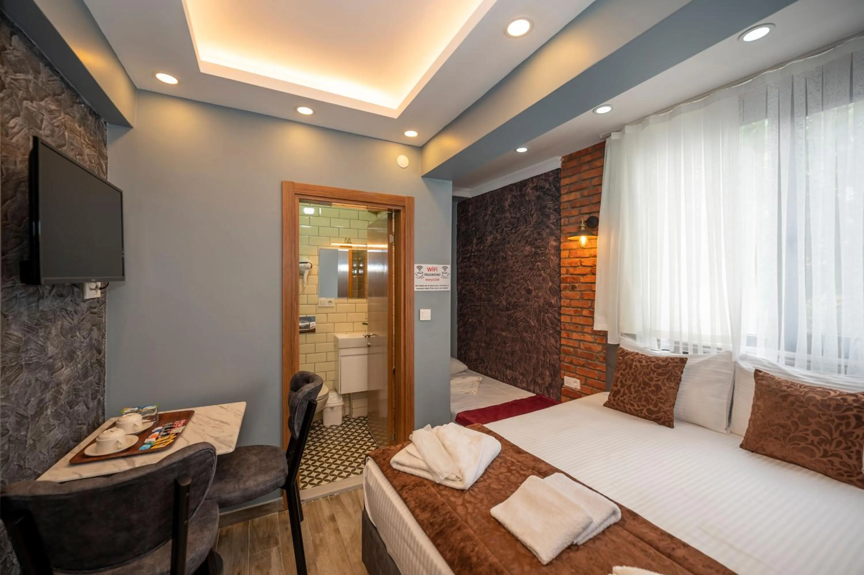 Photo of the whole room, Bed in Taksim Story Residence