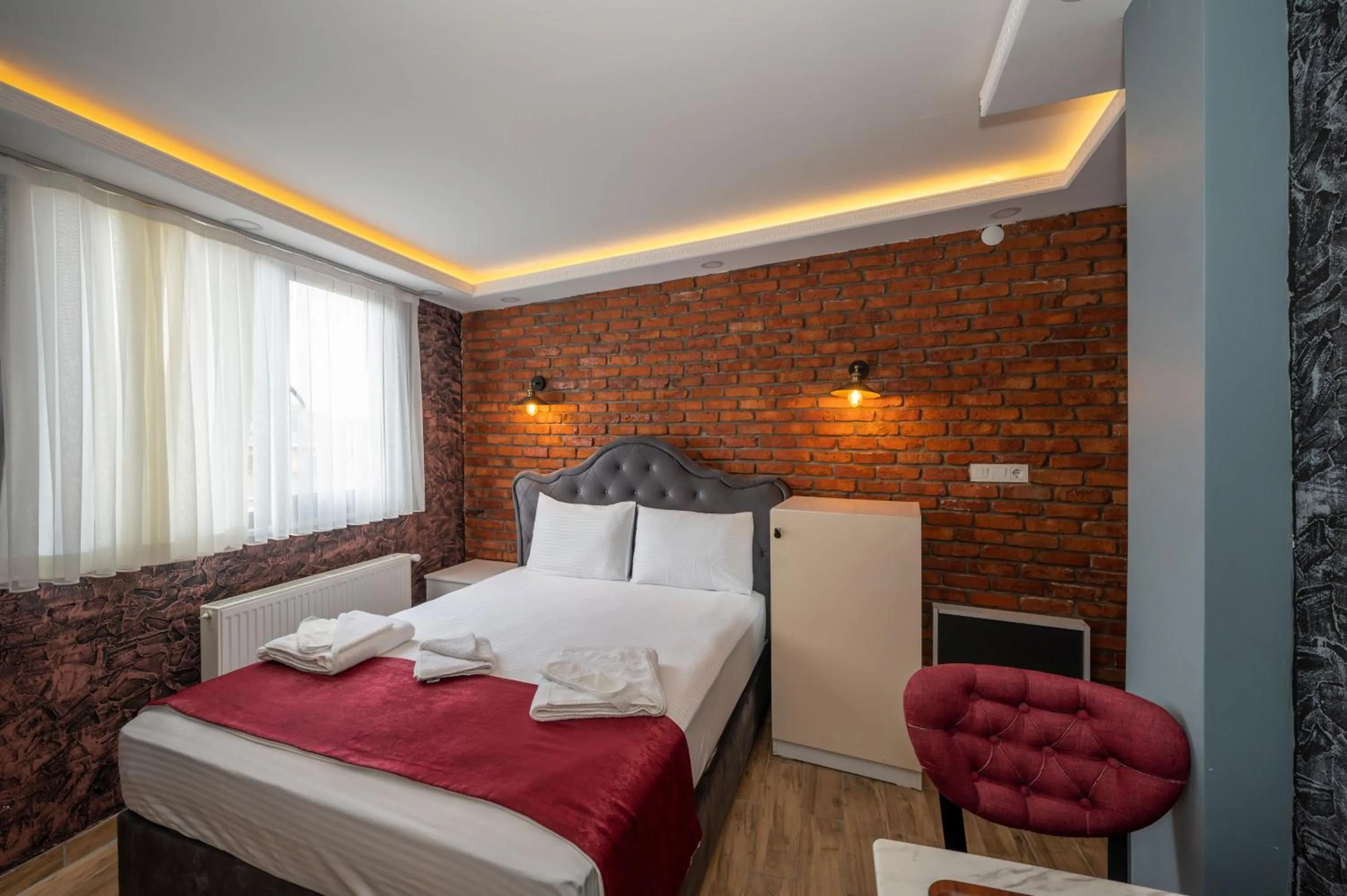 Photo of the whole room, Bed in Taksim Story Residence