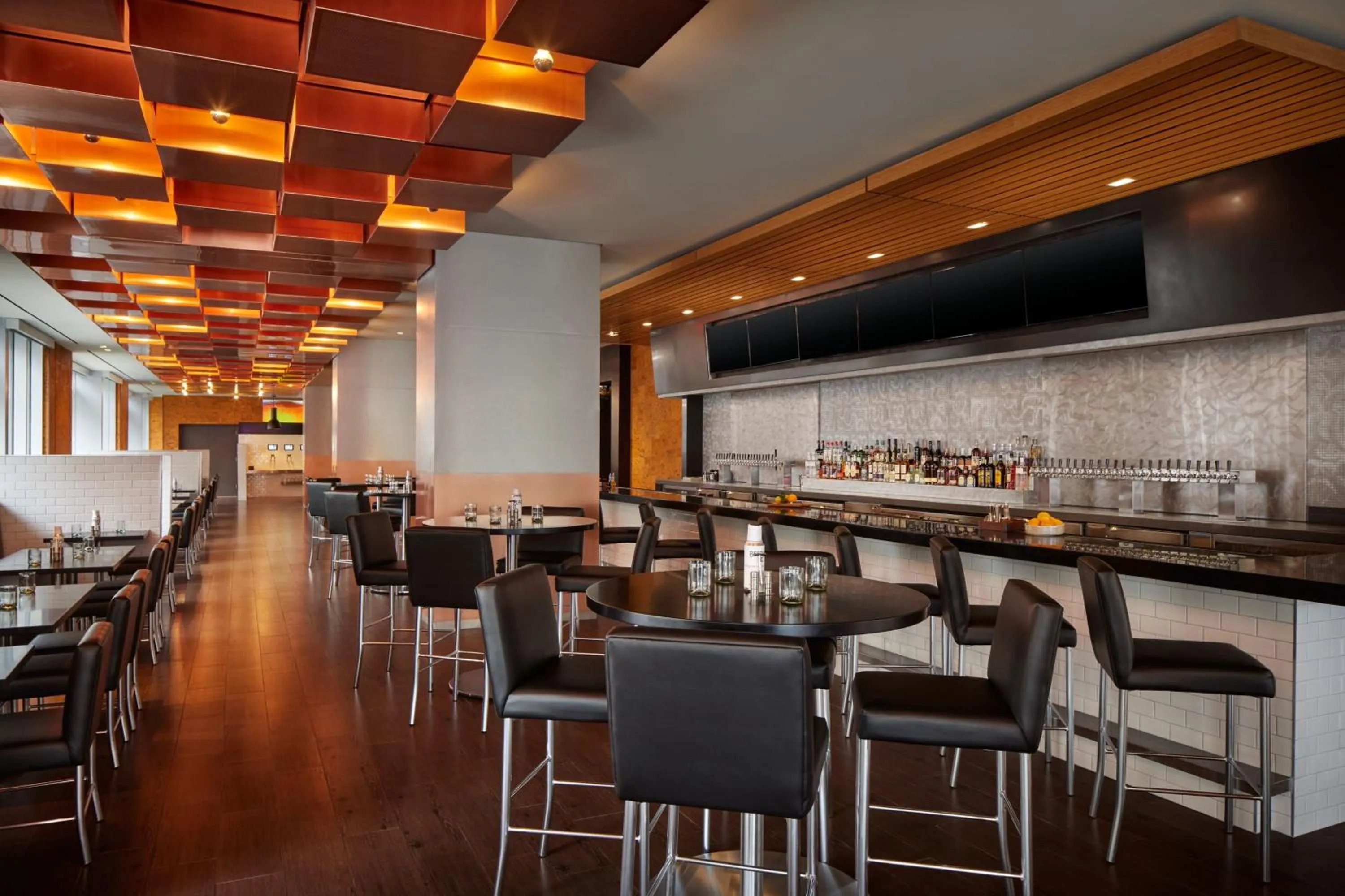Lounge or bar in Marriott Marquis Washington, DC
