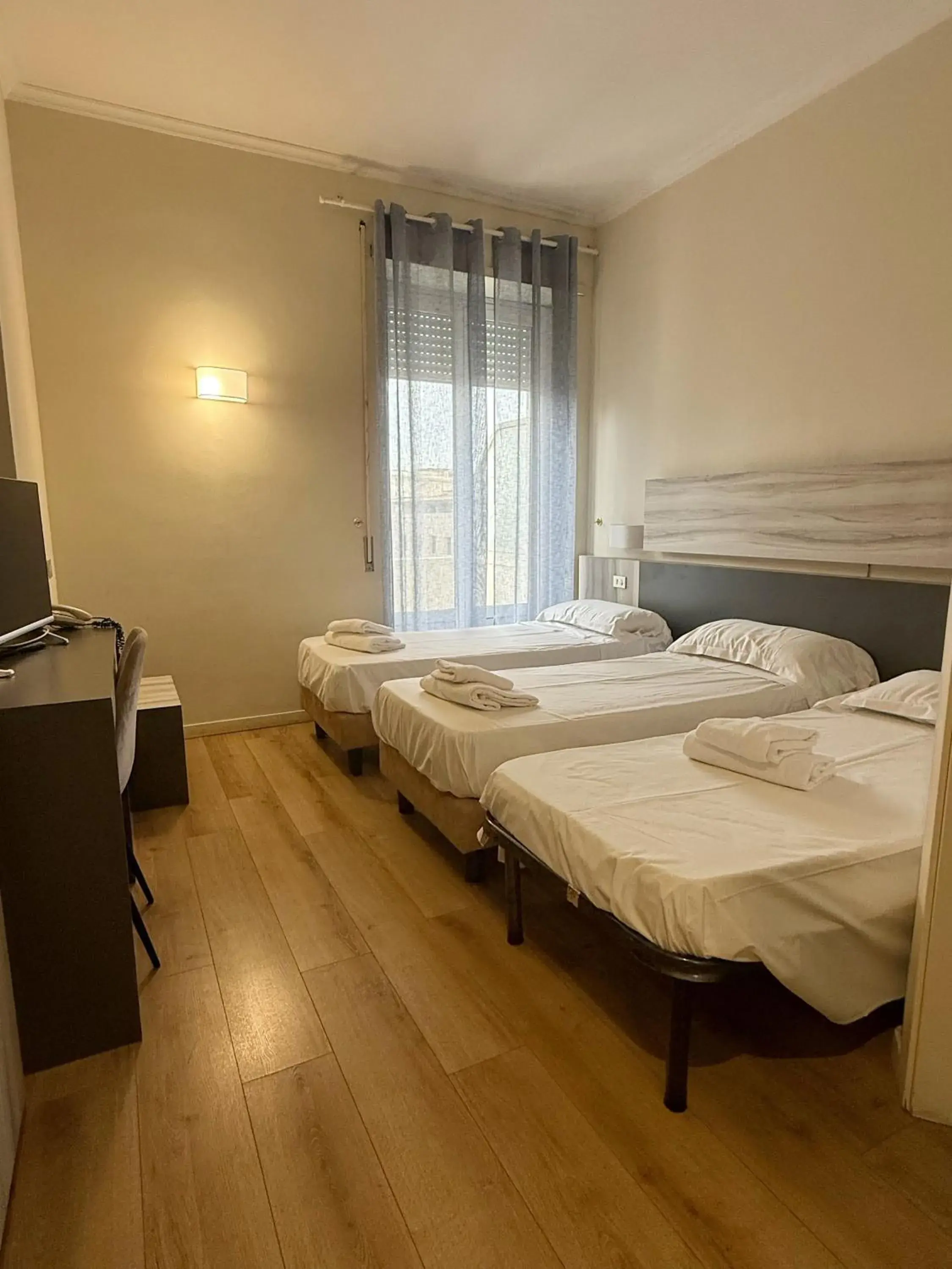 Property building, Bed in Hotel Laura Property building, Bed in Hotel Laura