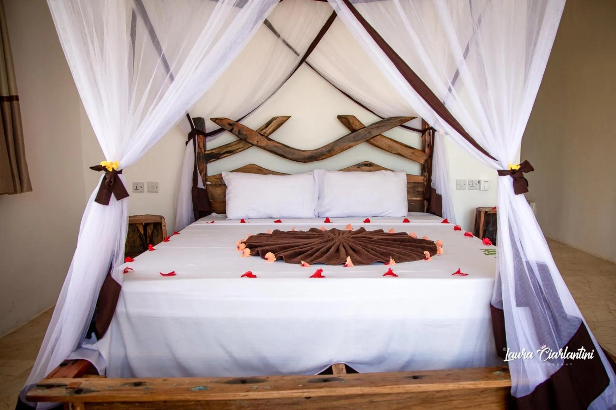Bed in Uroa Zanzibar Vera Beach Hotel by Moonshine