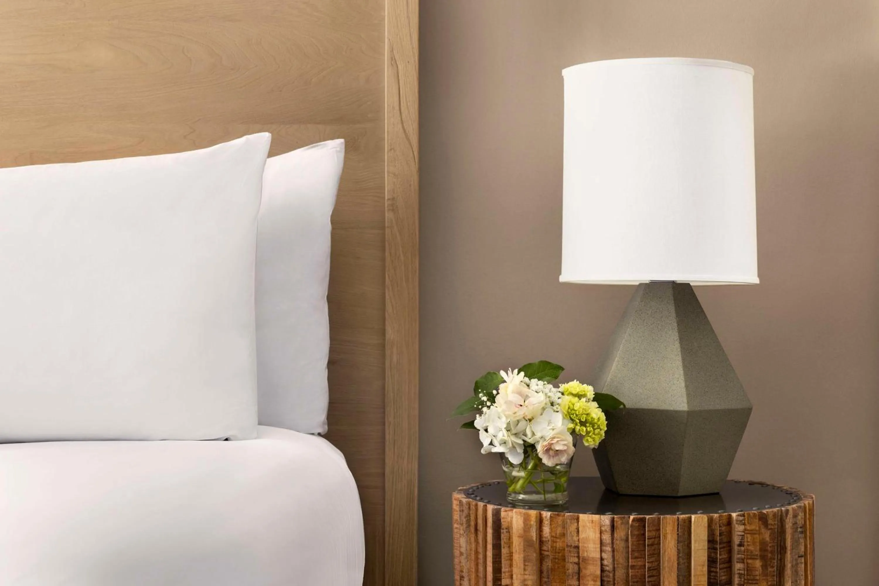 Bedroom, Bed in Hyatt Regency Sonoma Wine Country