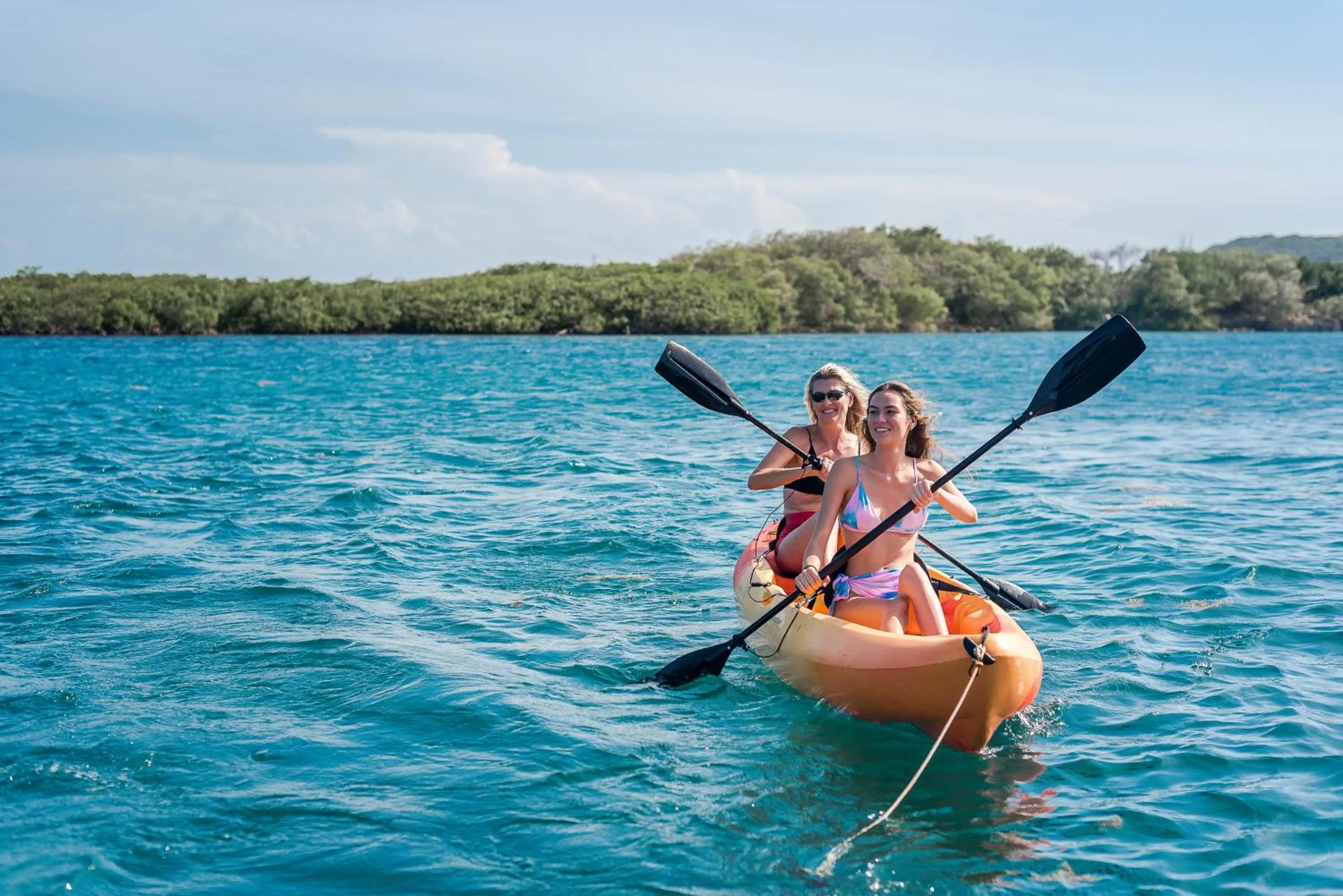 Entertainment in Barefoot Cay Resort