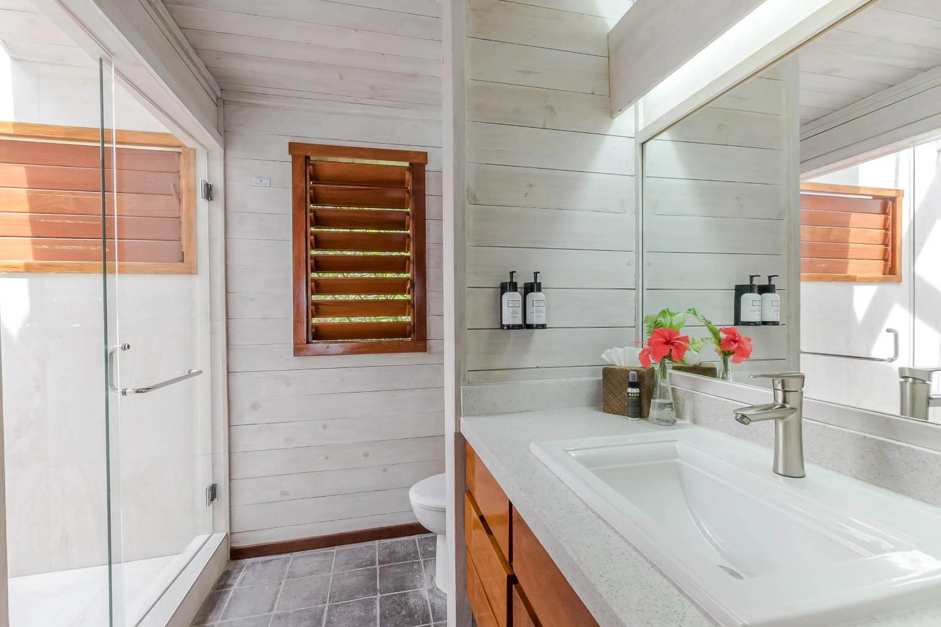 Bathroom in Barefoot Cay Resort