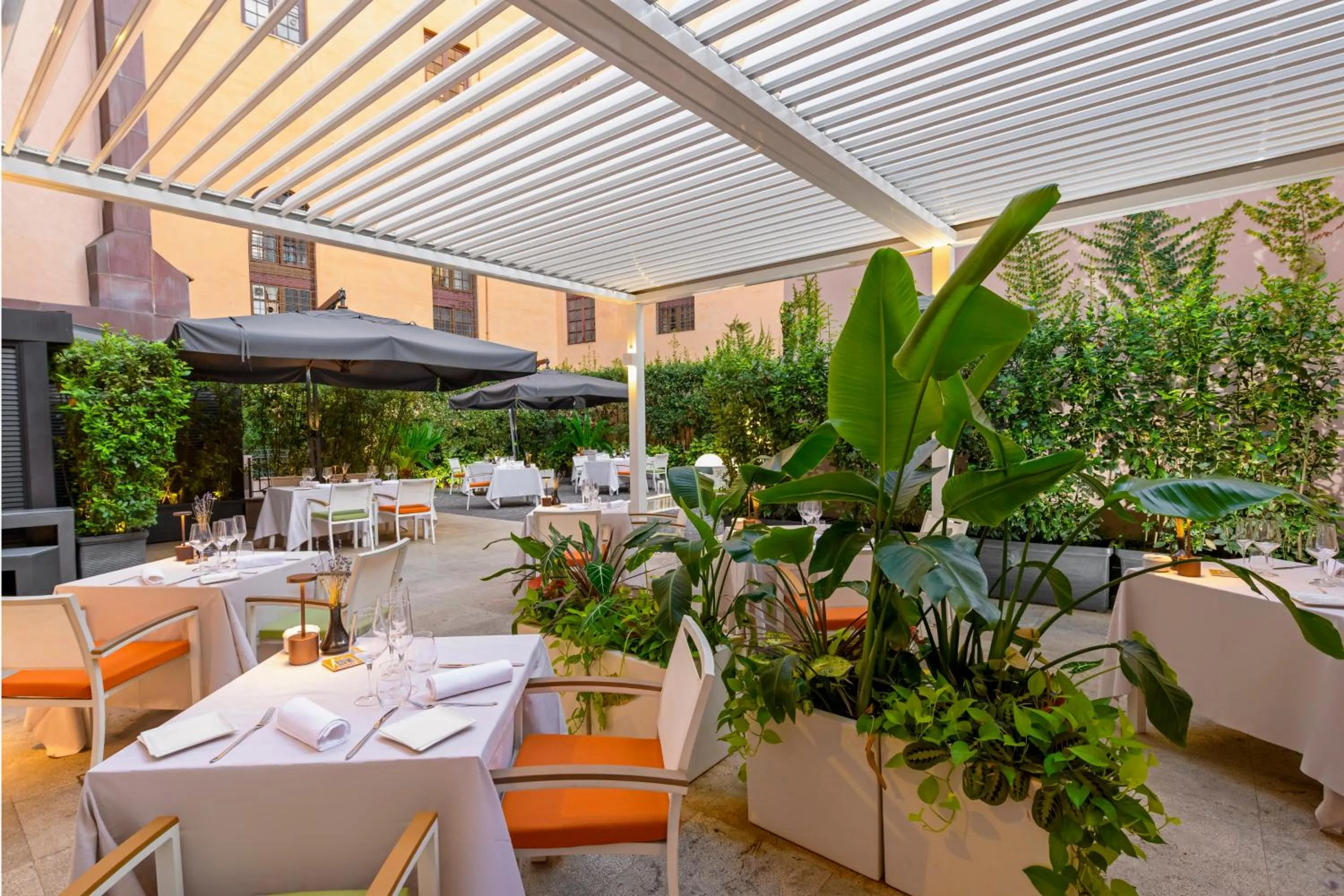 Restaurant/places to eat in Hotel Indigo Rome - St. George by IHG