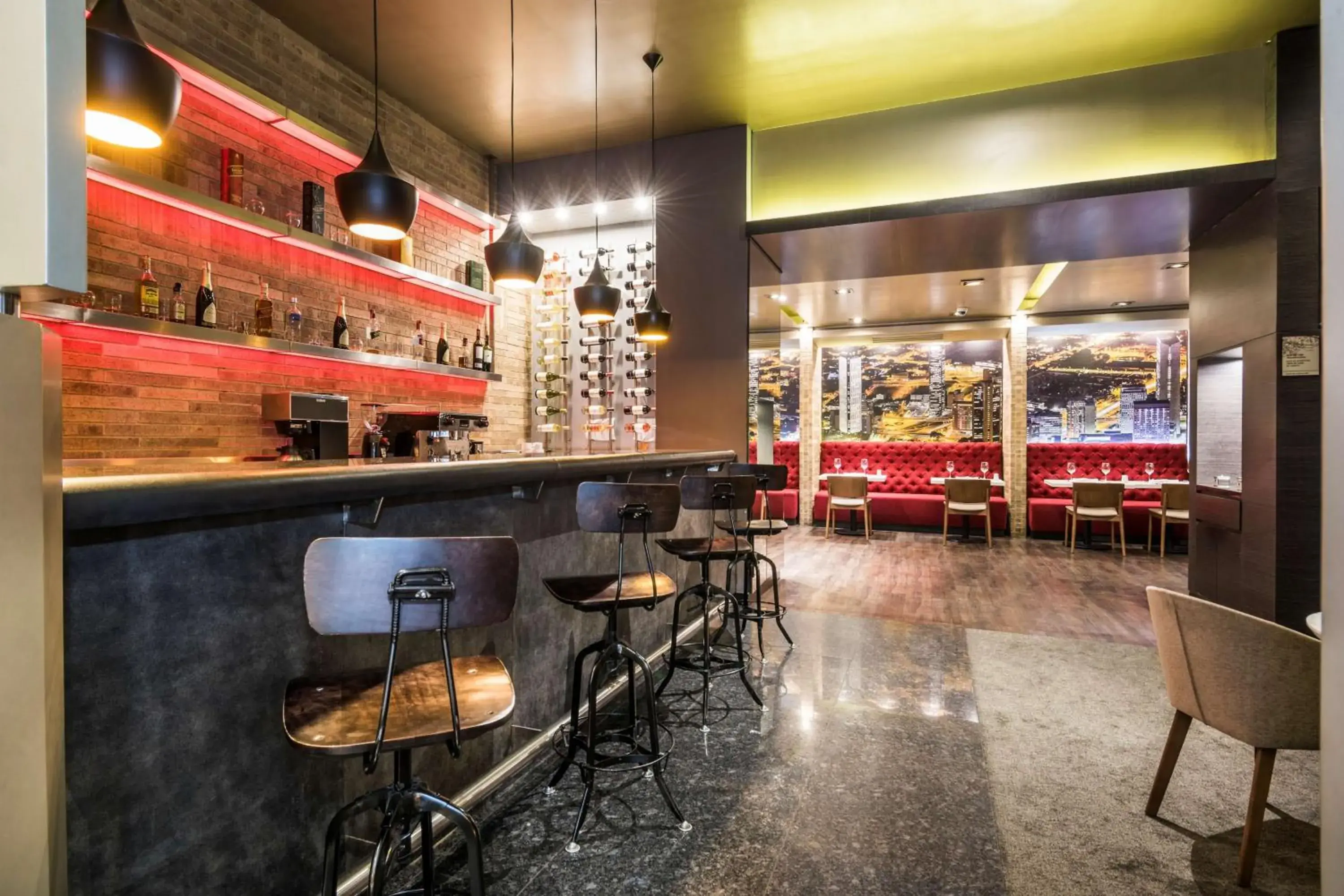 Restaurant/places to eat in NH Collection Bogota Terra 100 Royal Restaurant/places to eat in NH Collection Bogota Terra 100 Royal