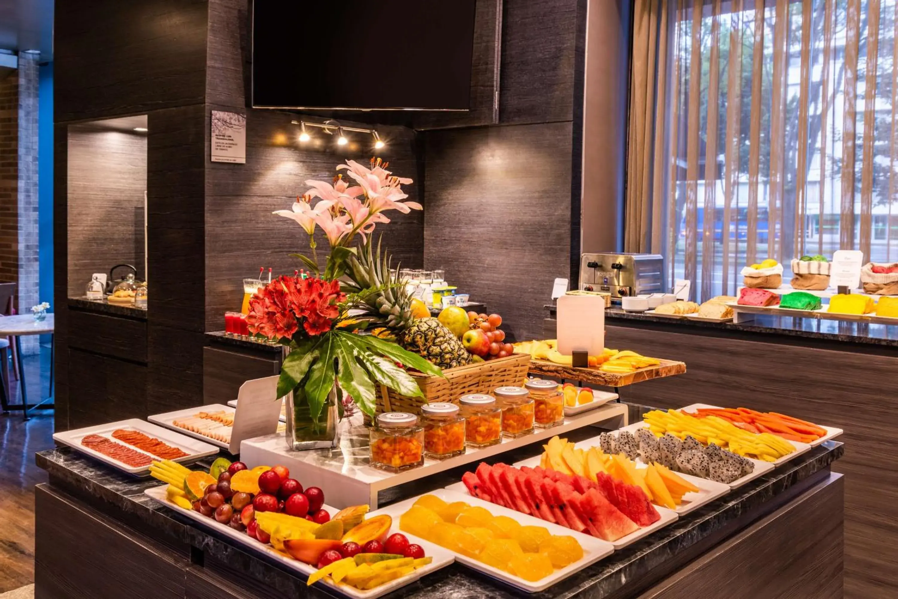 Breakfast in NH Collection Bogota Terra 100 Royal Breakfast in NH Collection Bogota Terra 100 Royal