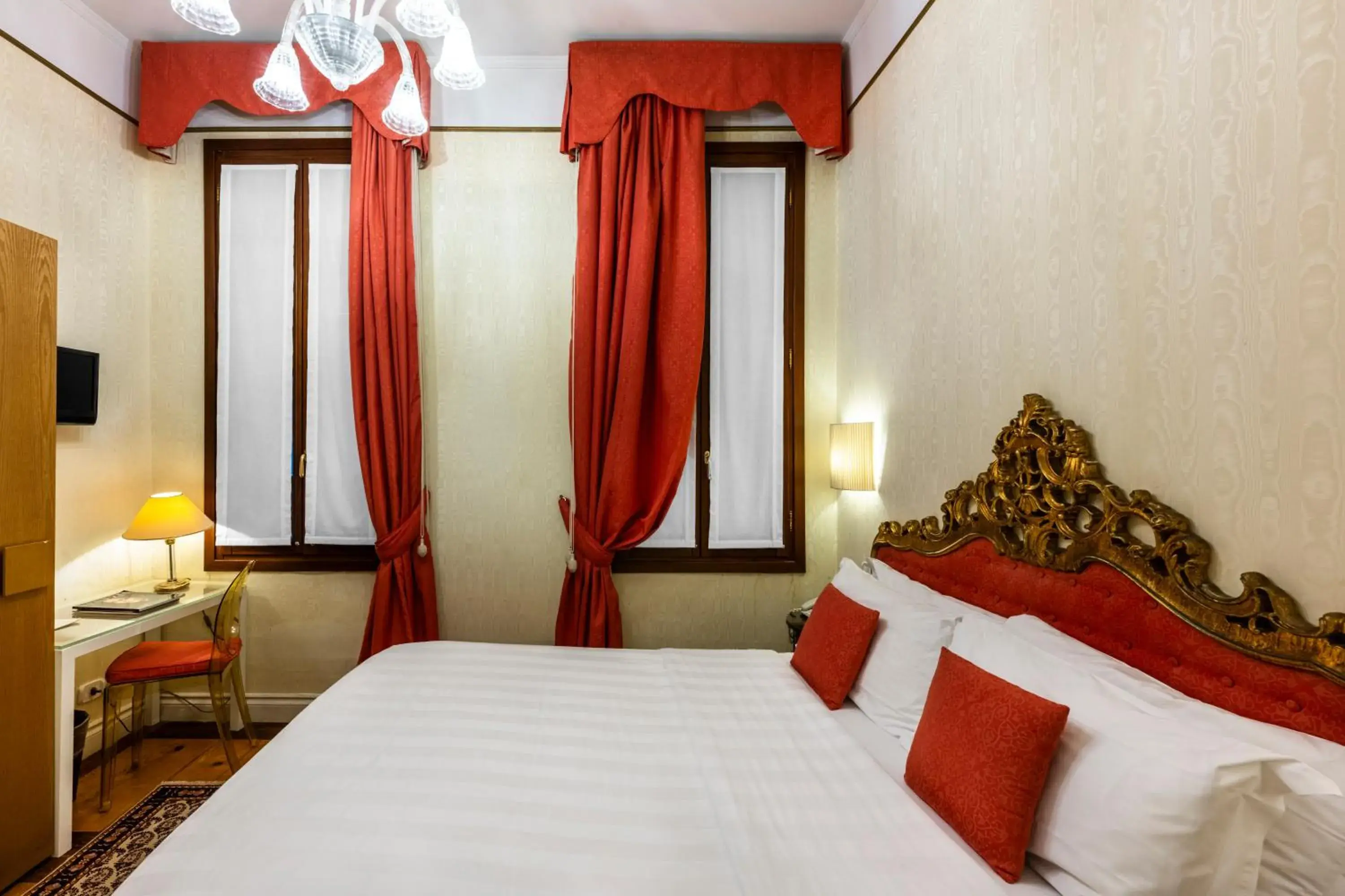 Bed in Hotel Casa Verardo Residenza d'Epoca Bed in Hotel Casa Verardo Residenza d'Epoca