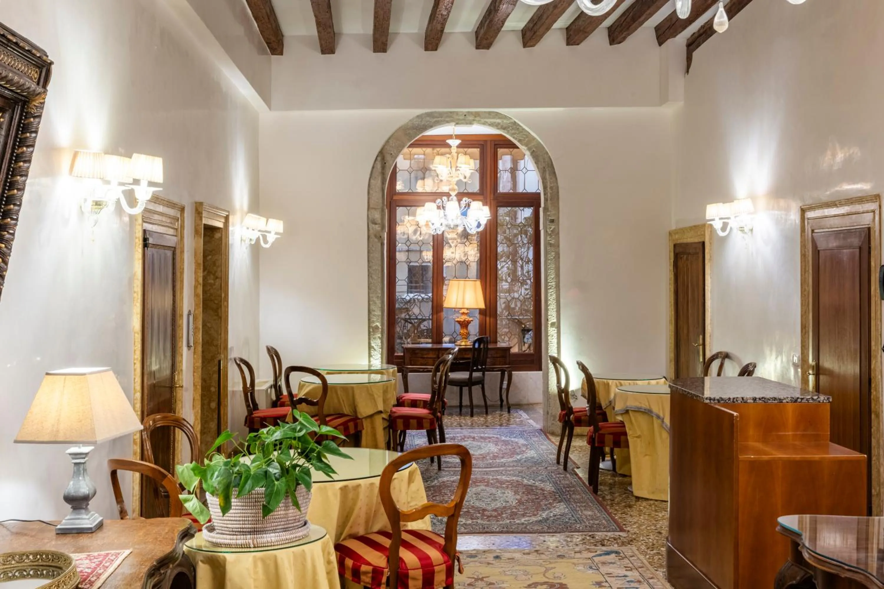 Breakfast in Hotel Casa Verardo Residenza d'Epoca