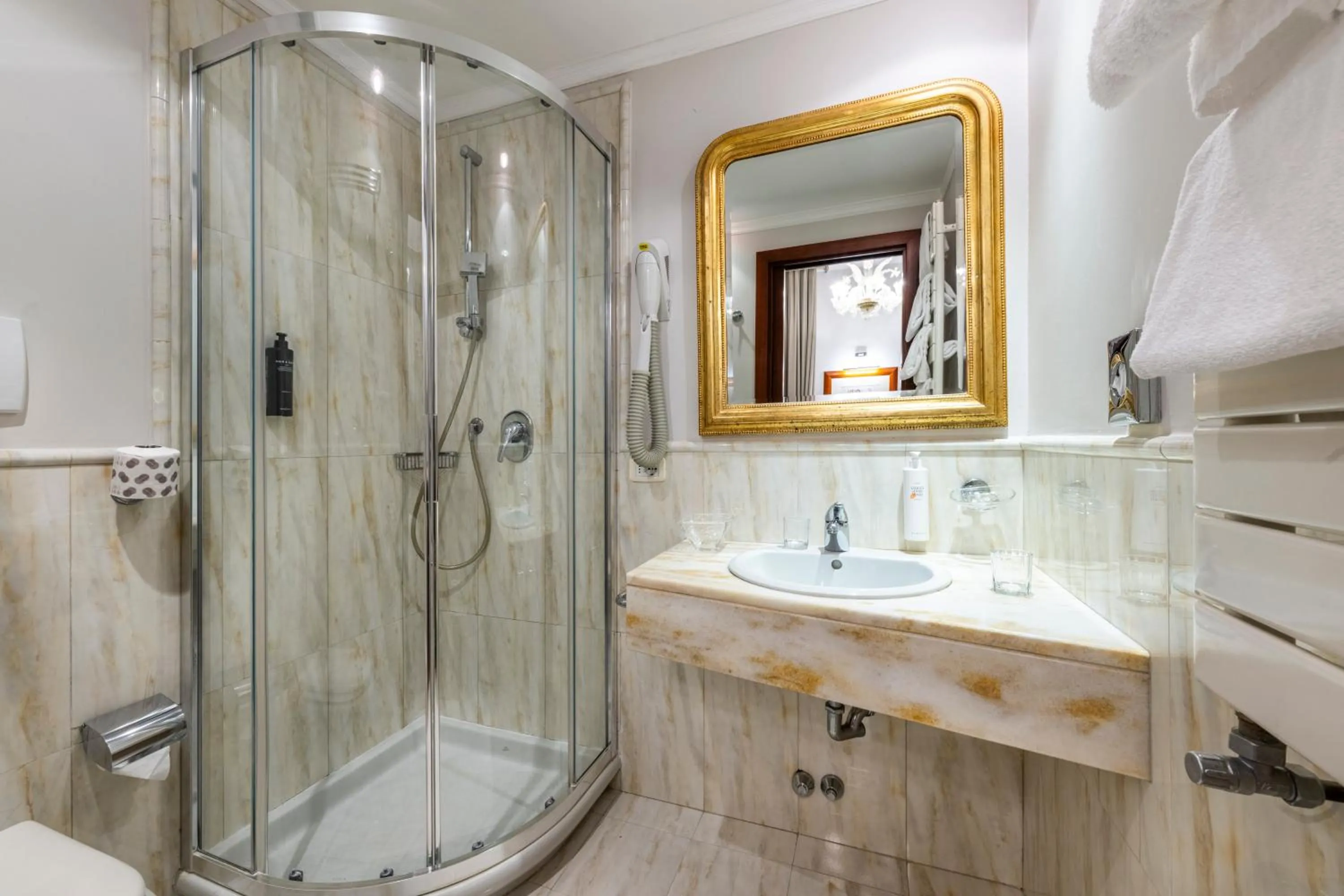 Shower in Hotel Casa Verardo Residenza d'Epoca