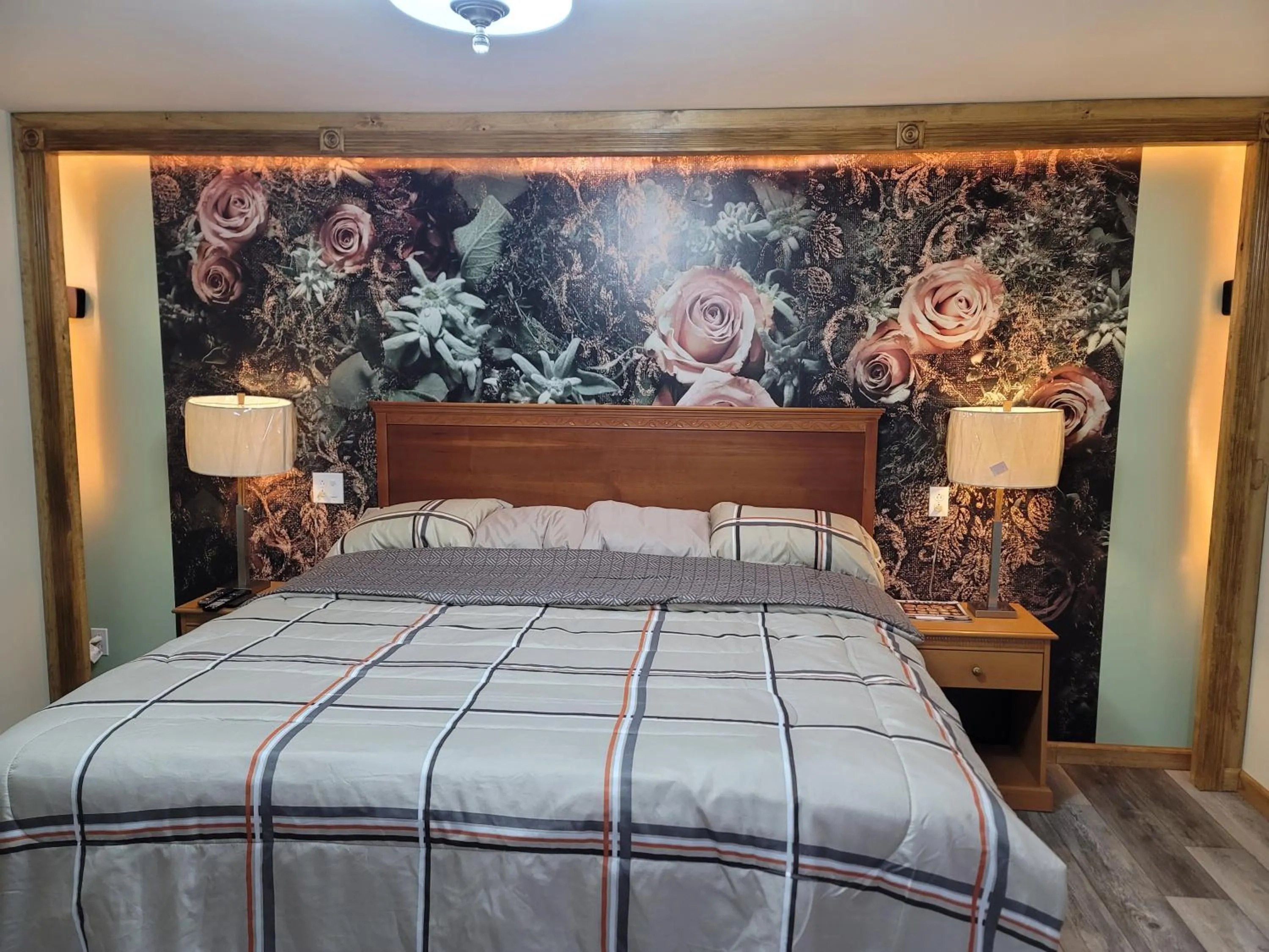 Bed in Stardust Motel