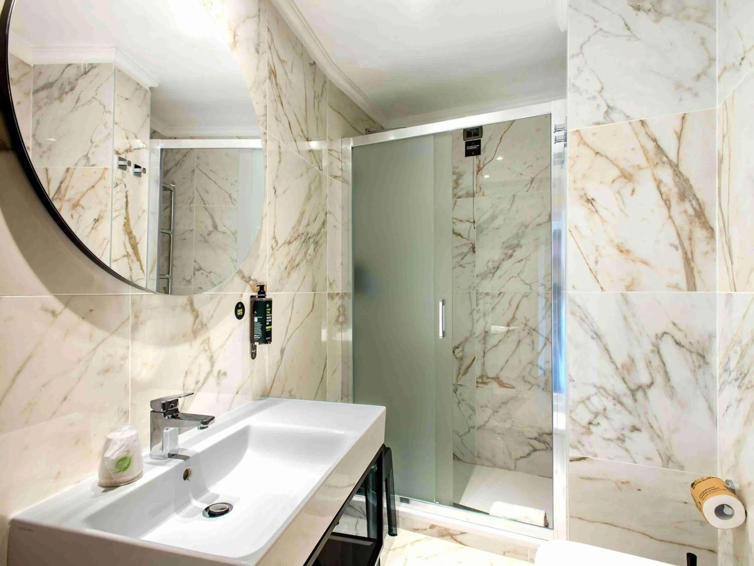 Photo of the whole room in B&B Hotel Firenze Laurus Al Duomo