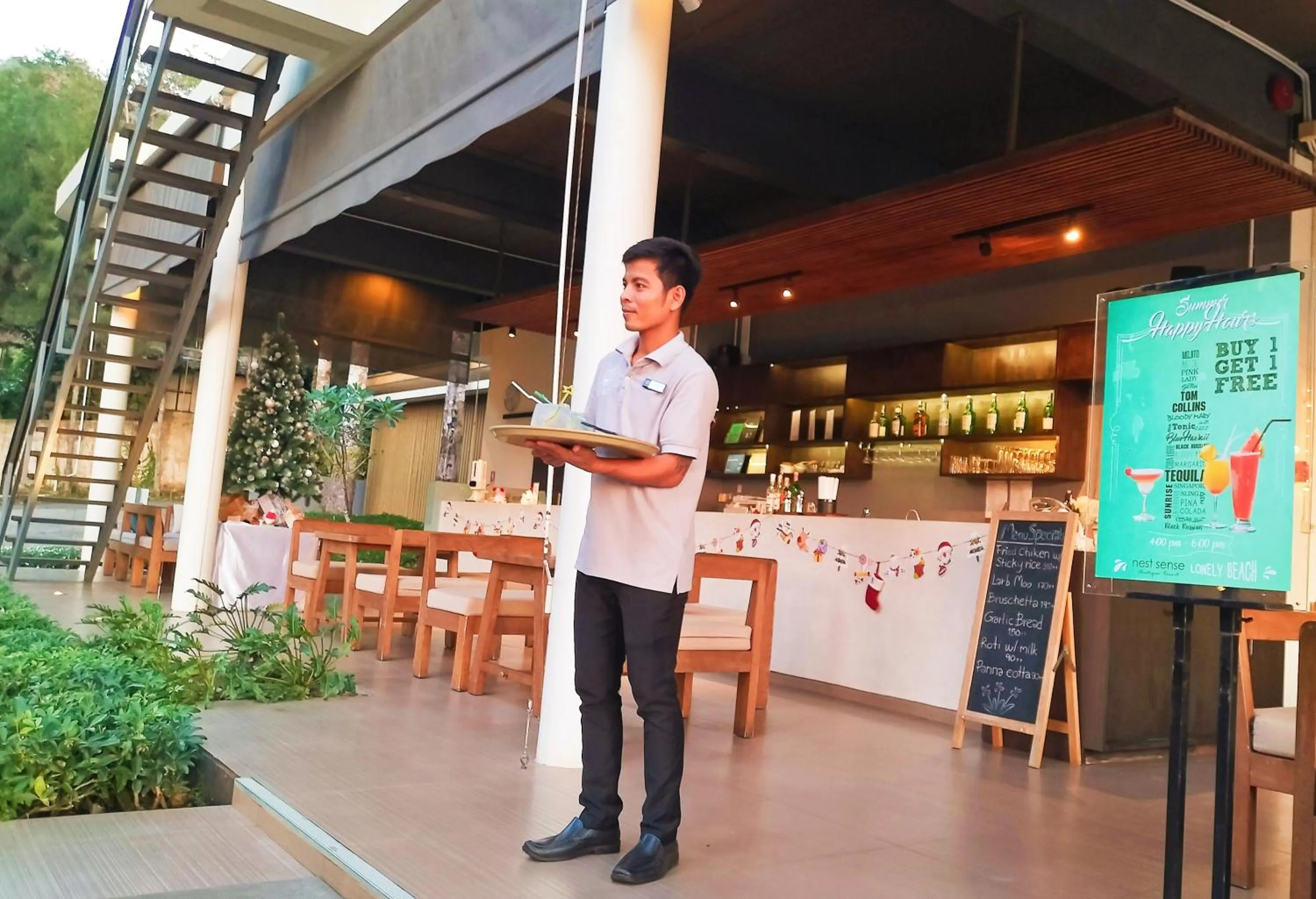 Restaurant/places to eat in Nest Sense Resort