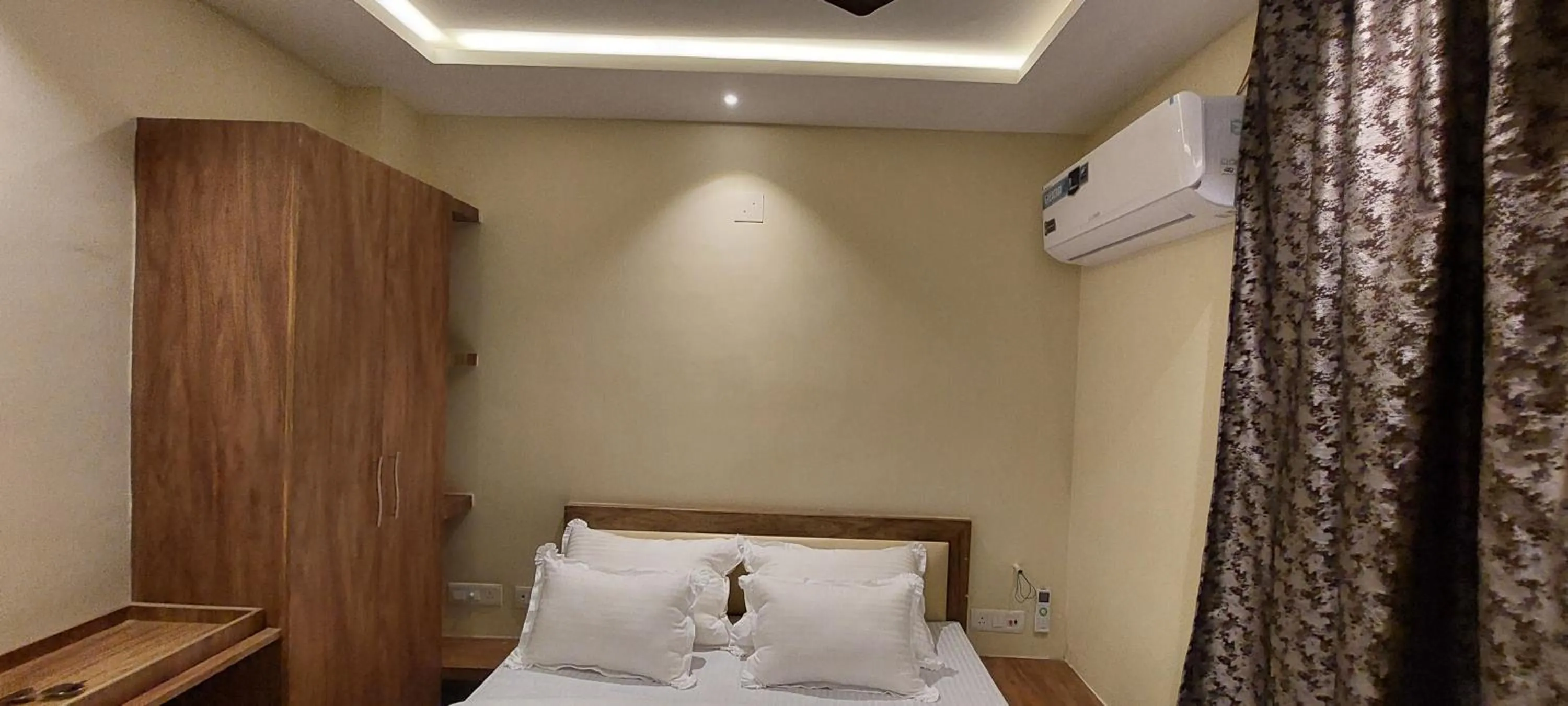 Bathroom, Bed in DREAM HOTEL