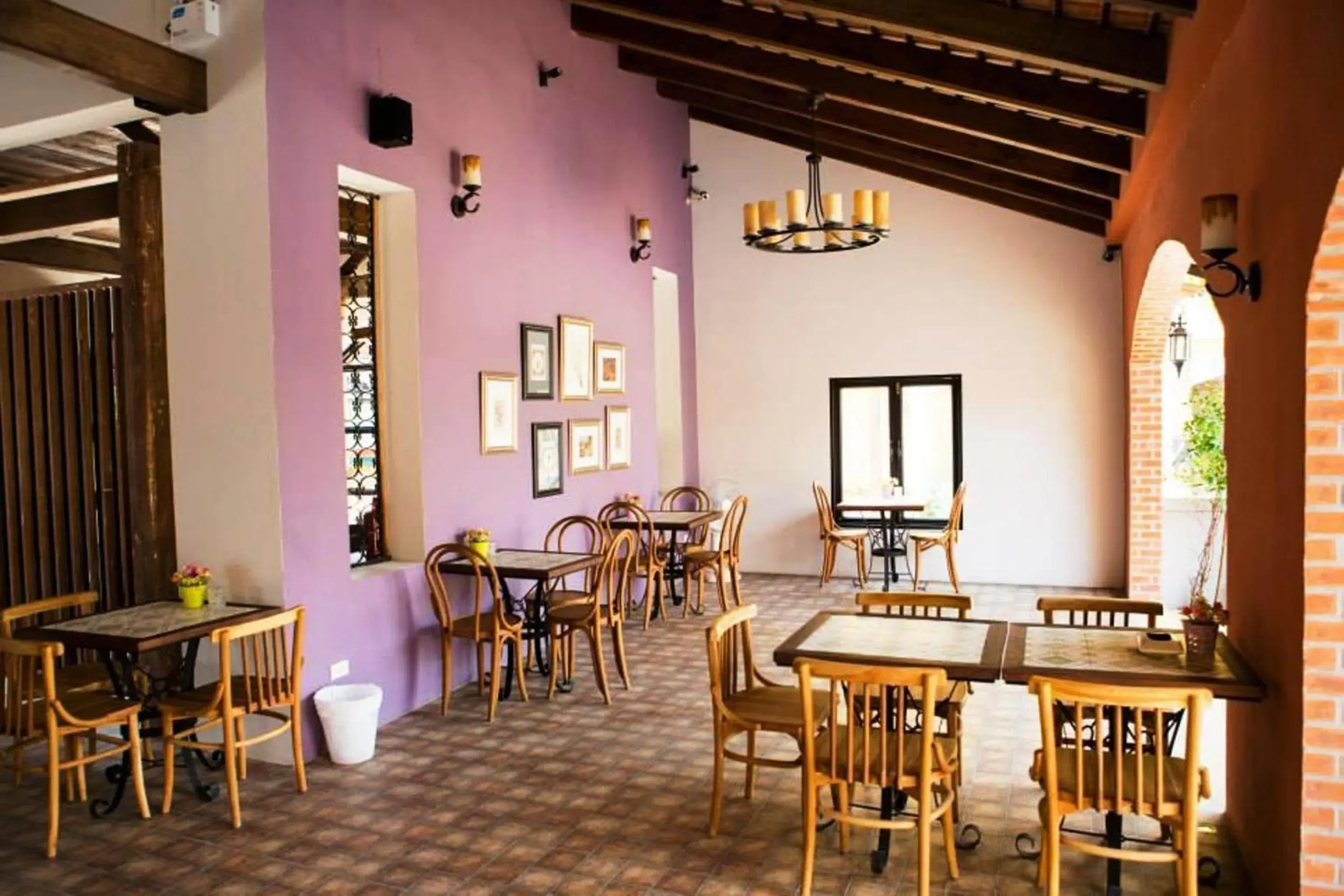 Restaurant/places to eat in Hotel Toscana Trat Restaurant/places to eat in Hotel Toscana Trat